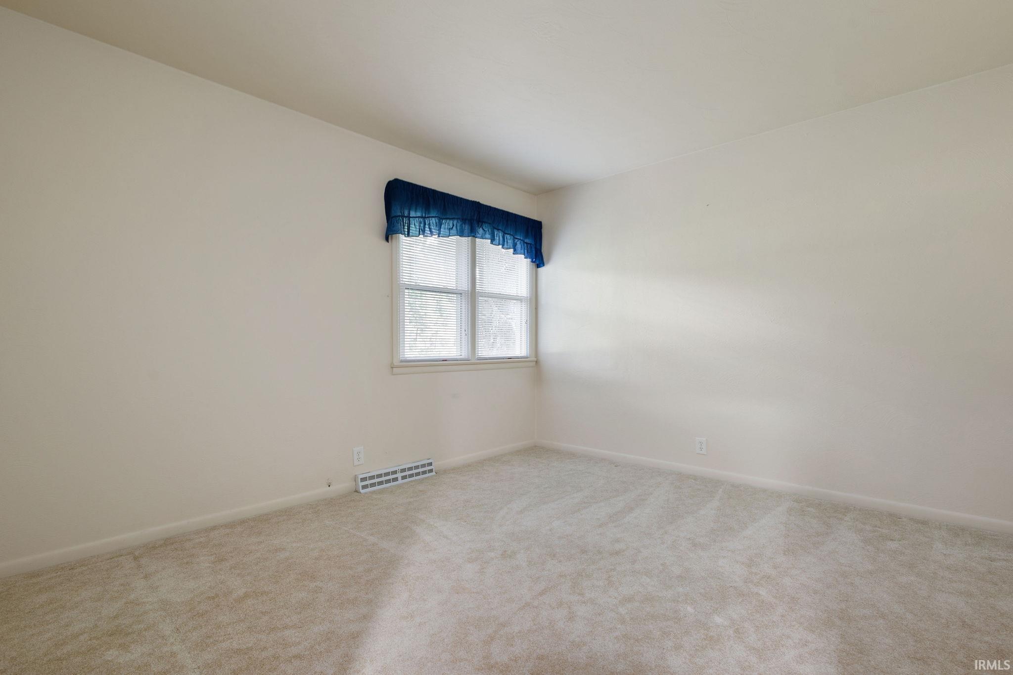 Photo 25 of 55903 Oak Manor Place