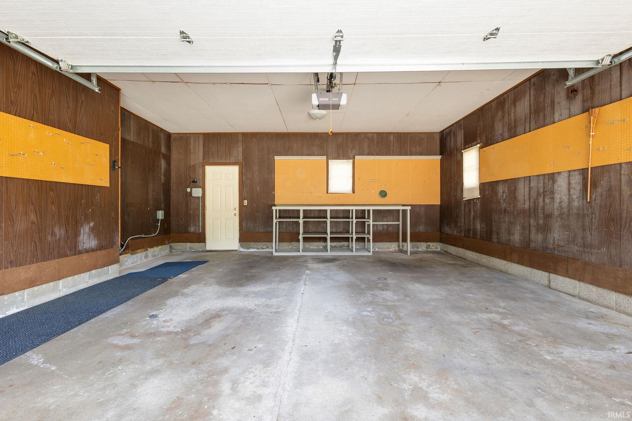 Photo 31 of 55903 Oak Manor Place