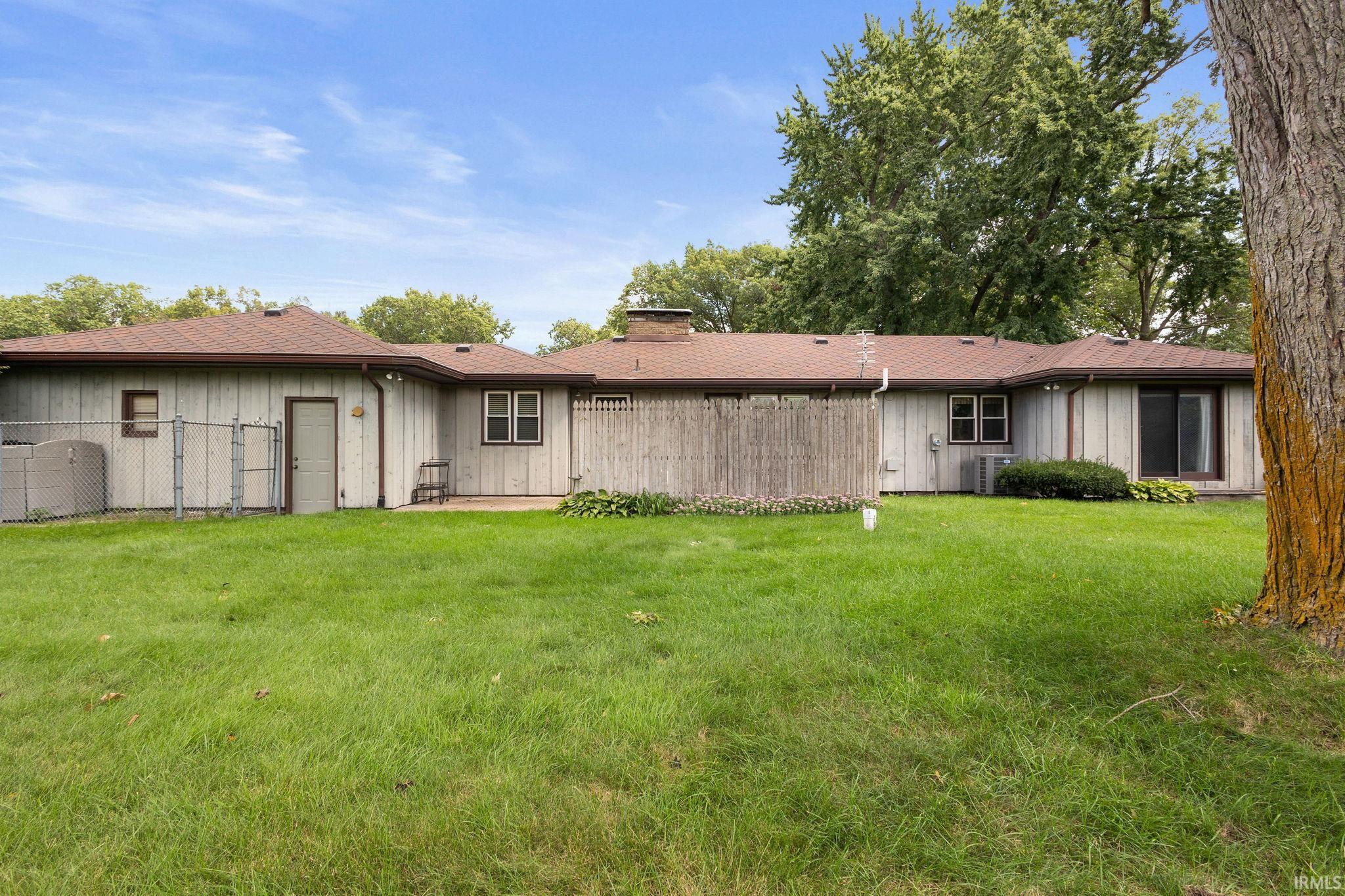 Photo 35 of 55903 Oak Manor Place