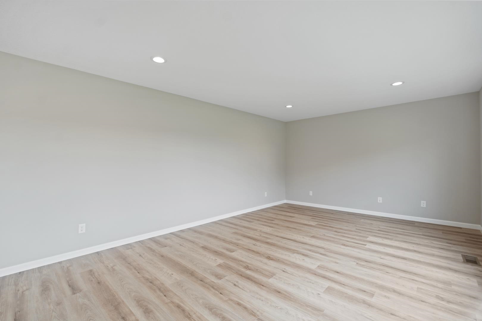 Photo 10 of 130 Longrifle Road