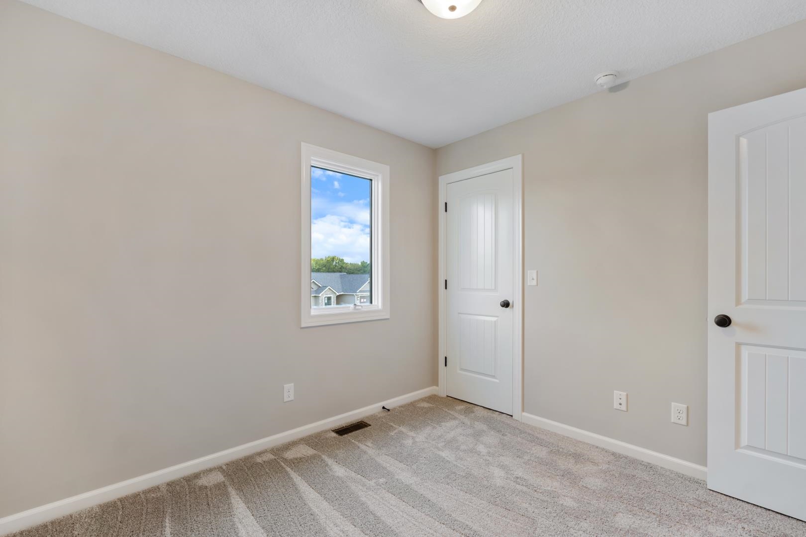 Photo 22 of 130 Longrifle Road