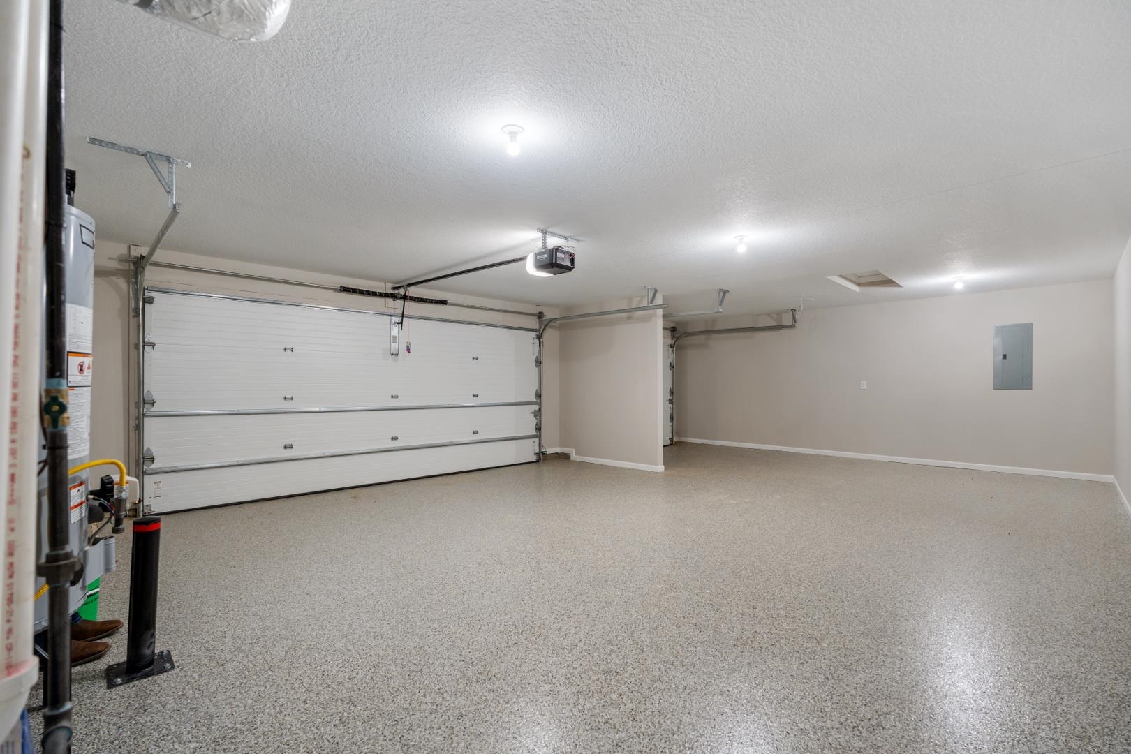 Photo 27 of 130 Longrifle Road