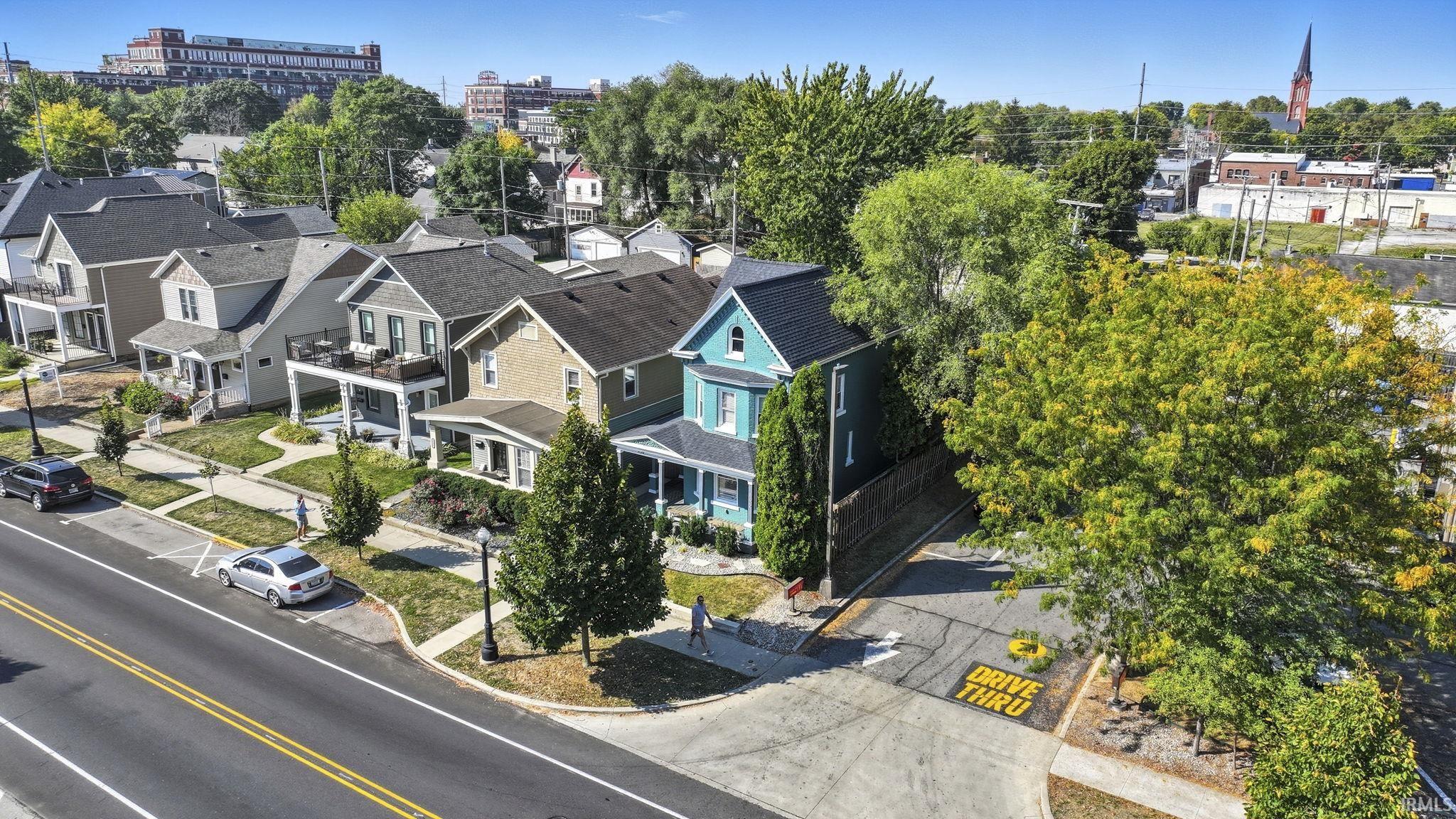 Photo 3 of 1126 Fairfield Avenue