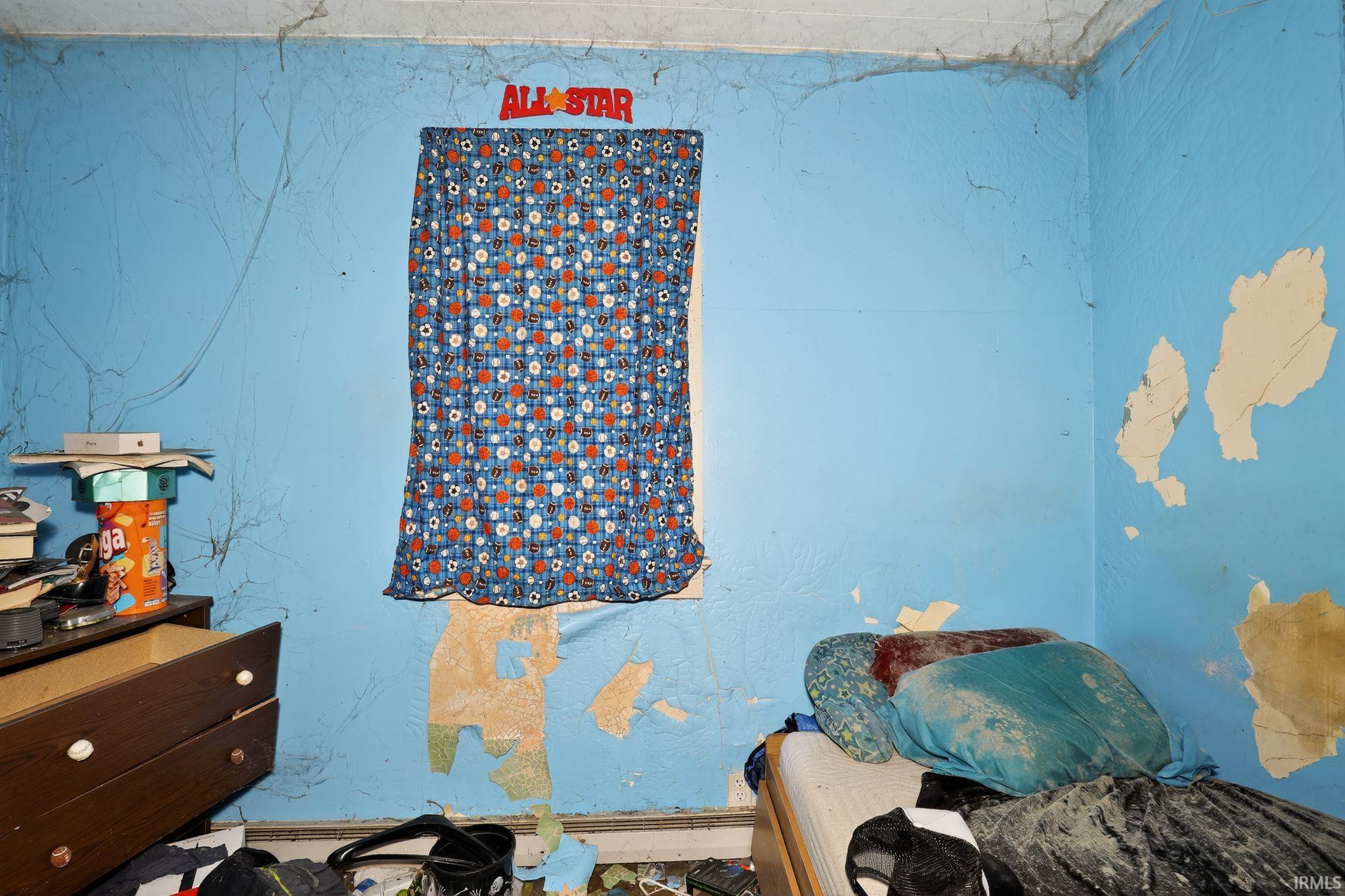 Homes for sale in Muncie, IN | 107 E Berkley Ave, Muncie, IN 47303 | MLS# 202539182