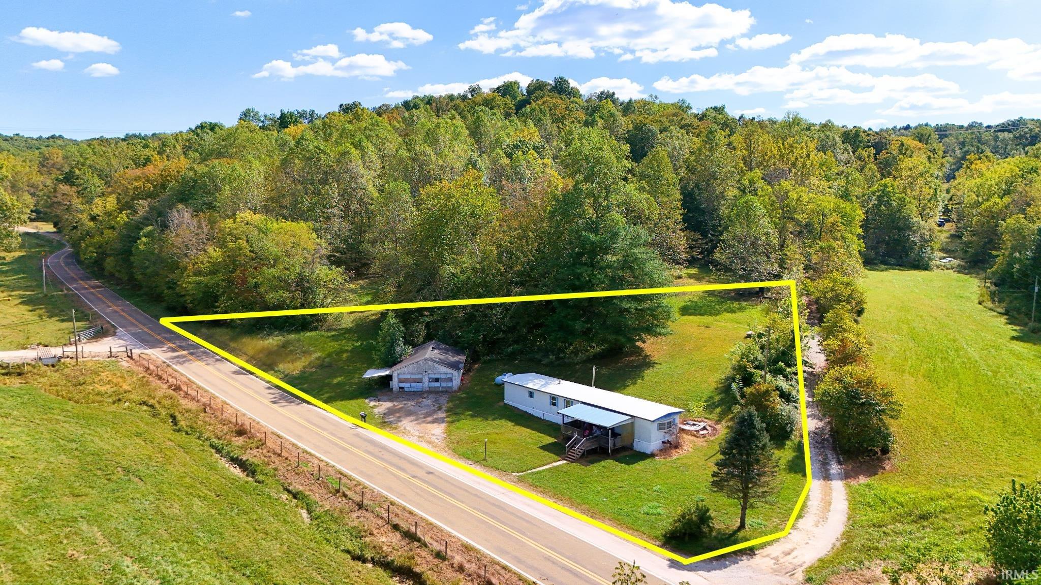 Homes for sale in Bedford, IN | St Rd 158 Rd, Bedford, IN 47421 | MLS# 202539205