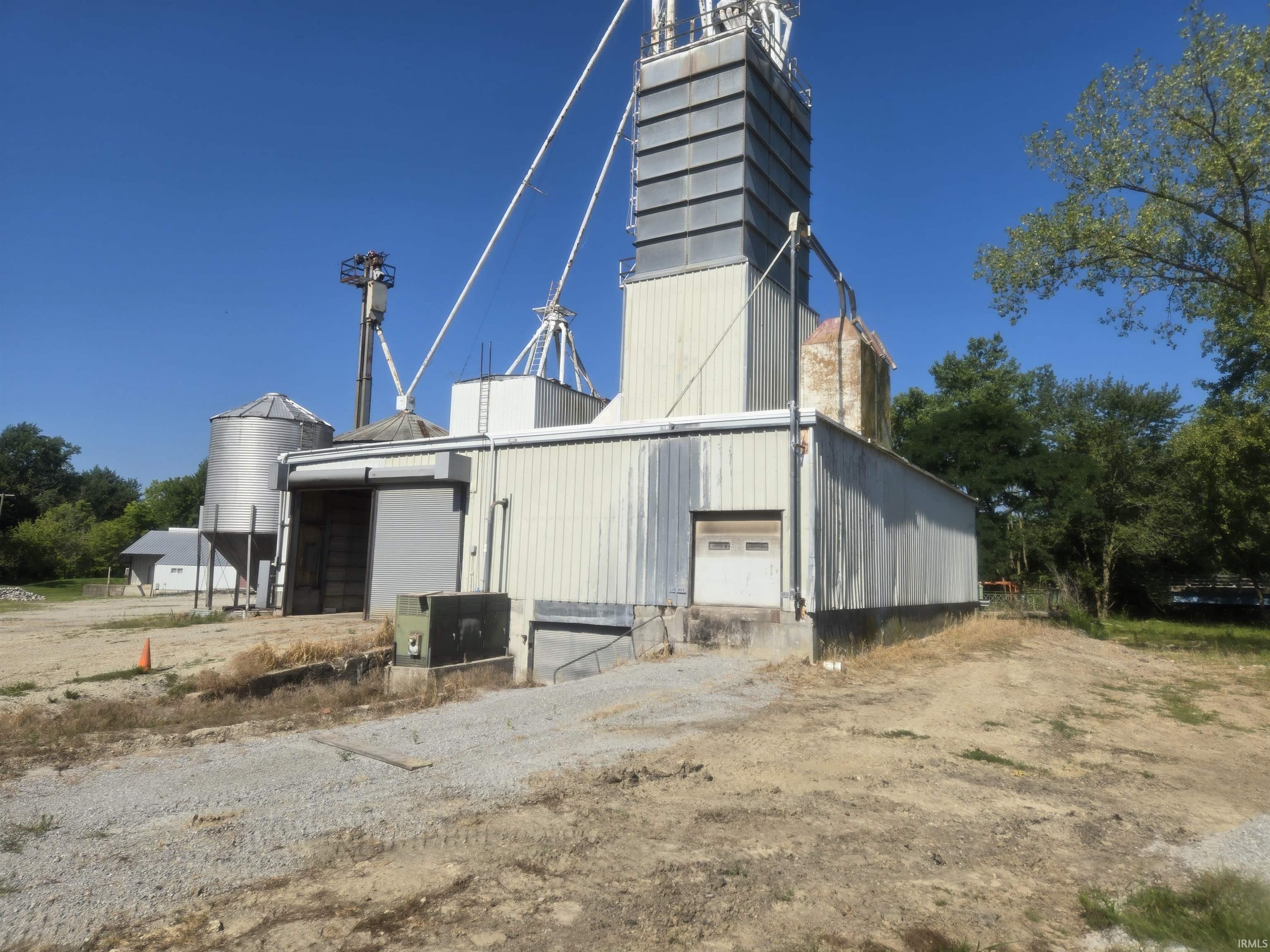 Homes for sale in Warren, IN | 10199 S Wayne Rd, Warren, IN 46792 | MLS# 202539210