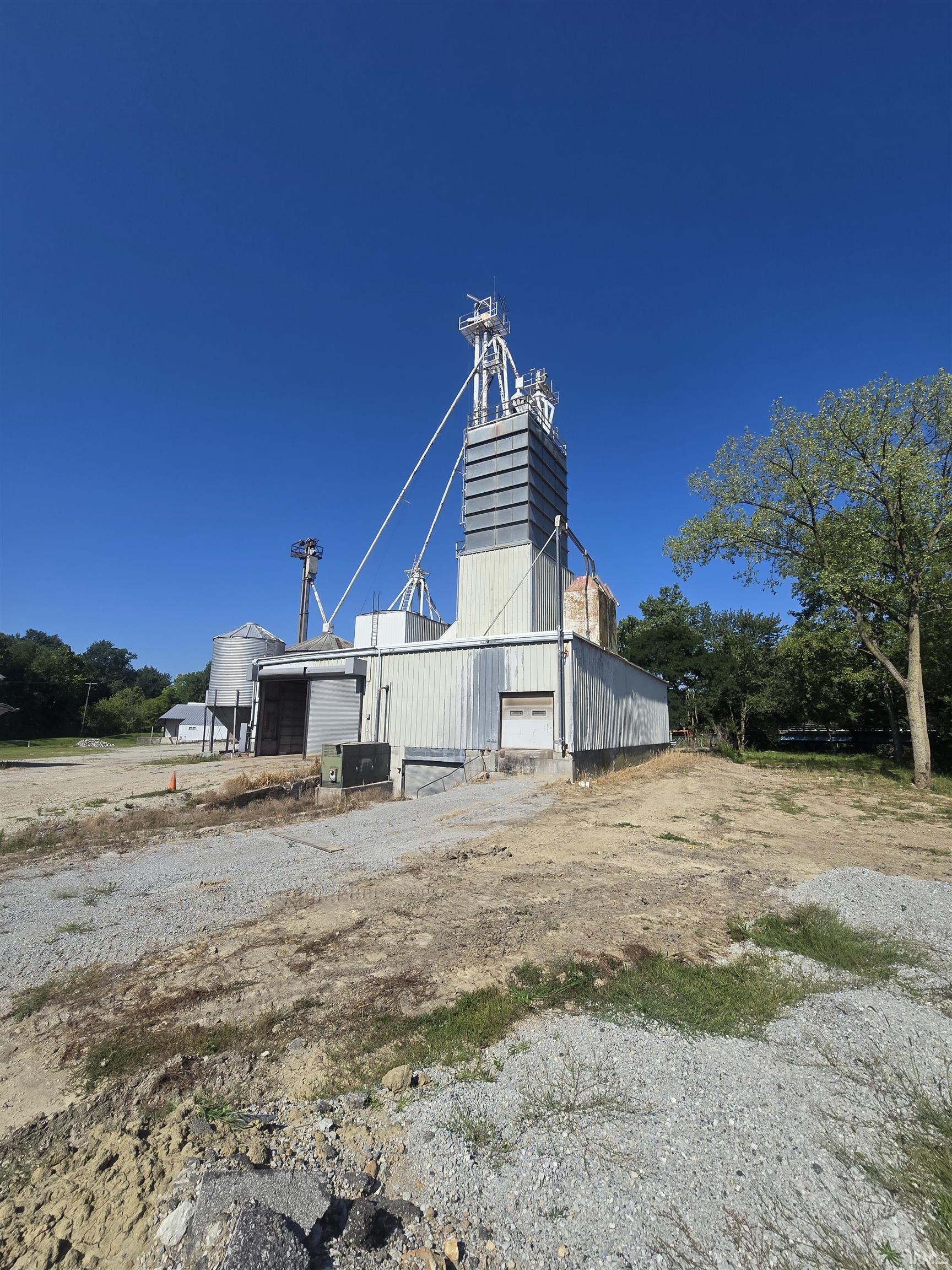 Homes for sale in Warren, IN | 10199 S Wayne Rd, Warren, IN 46792 | MLS# 202539210