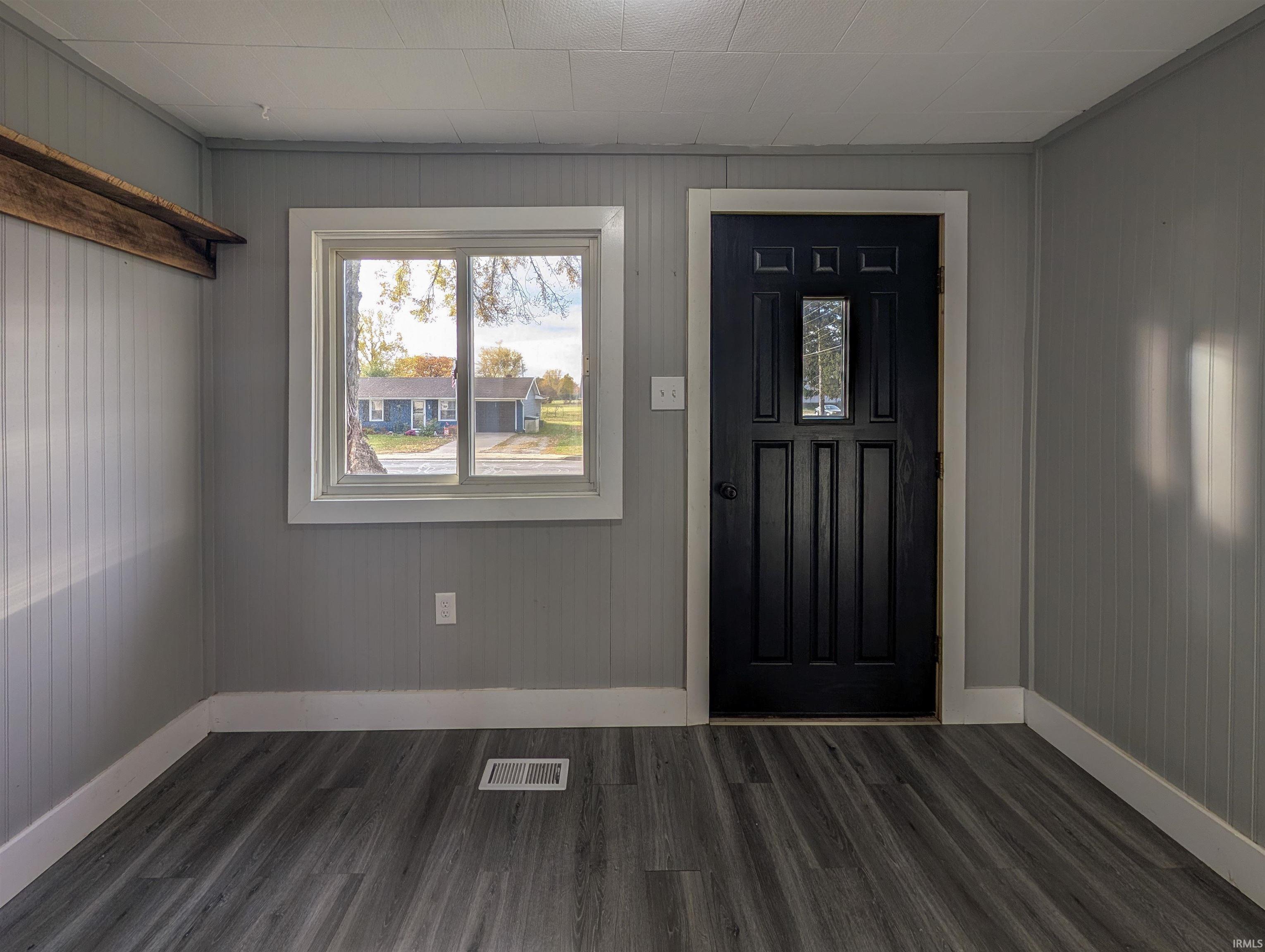 Photo 2 of 1700 South Road