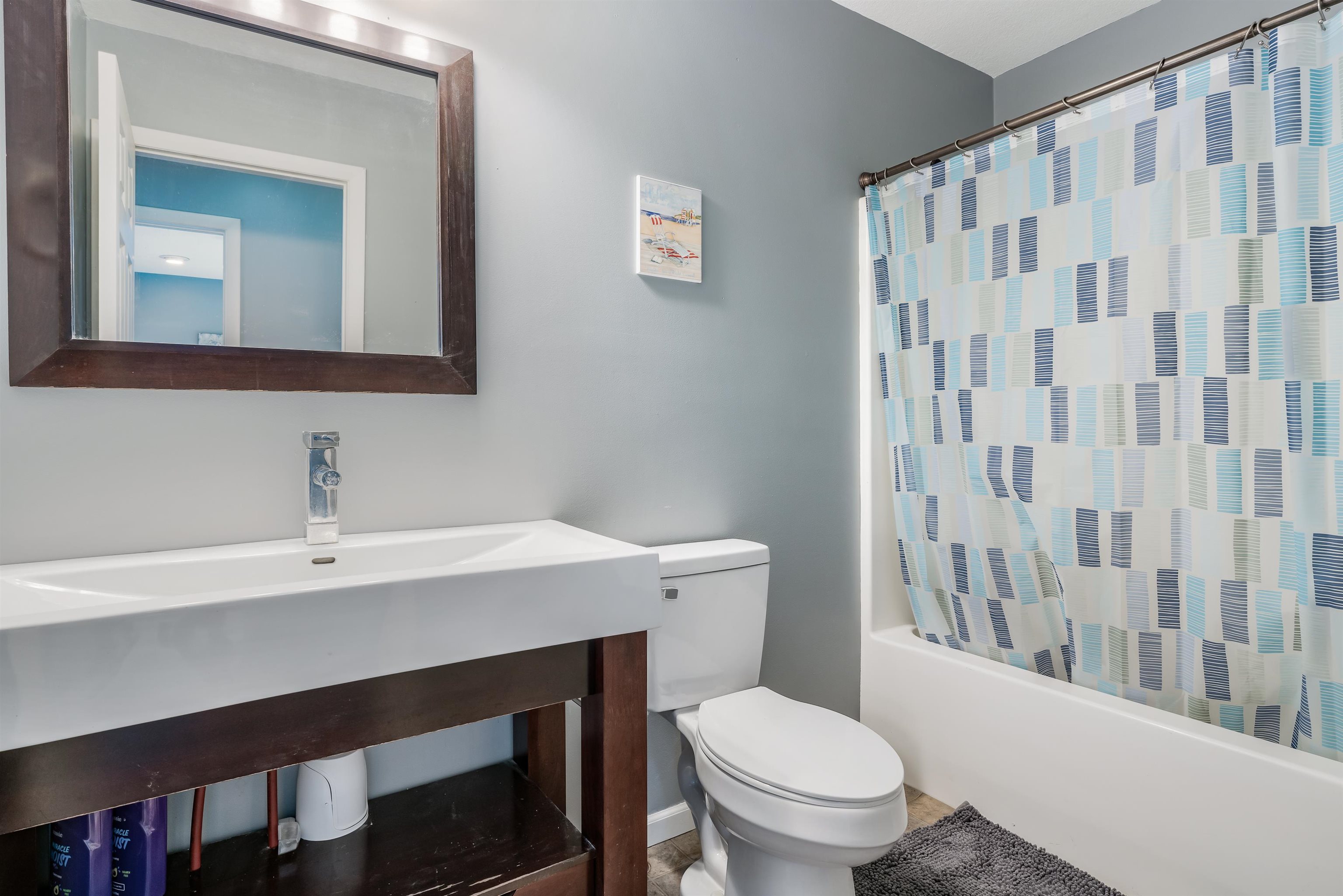 Photo 11 of 73 EMS T7 Lane