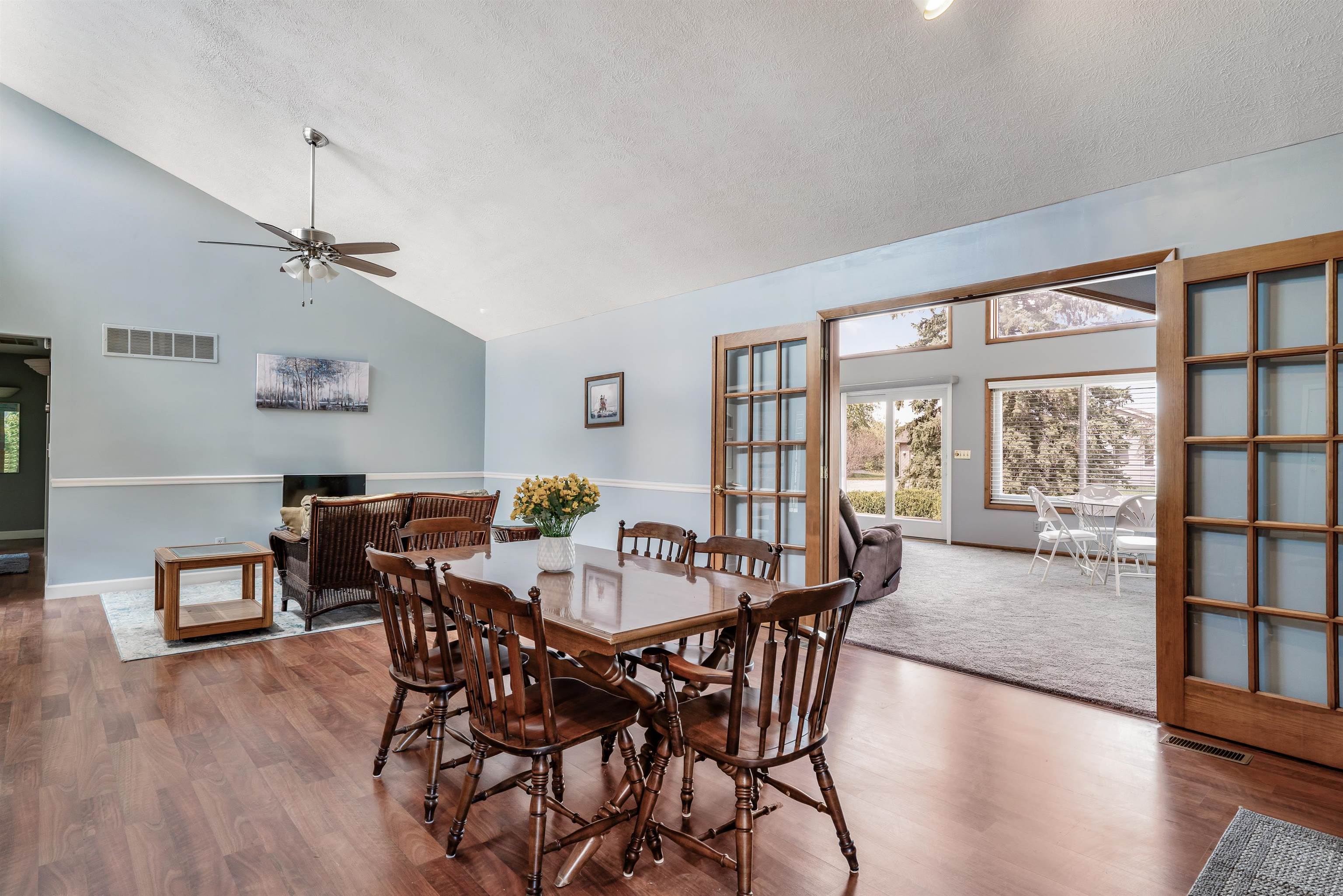 Photo 18 of 73 EMS T7 Lane