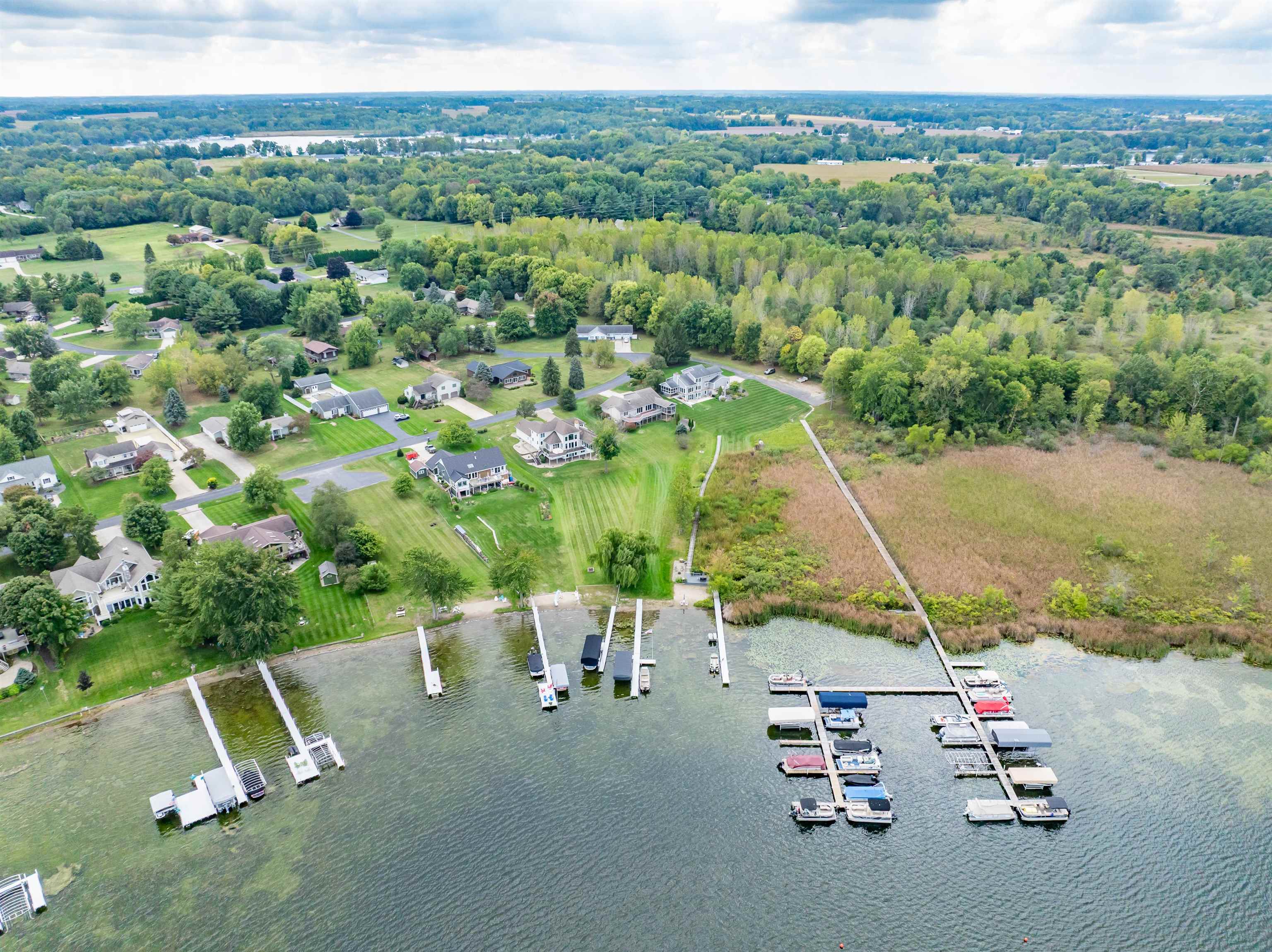 Photo 3 of 73 EMS T7 Lane