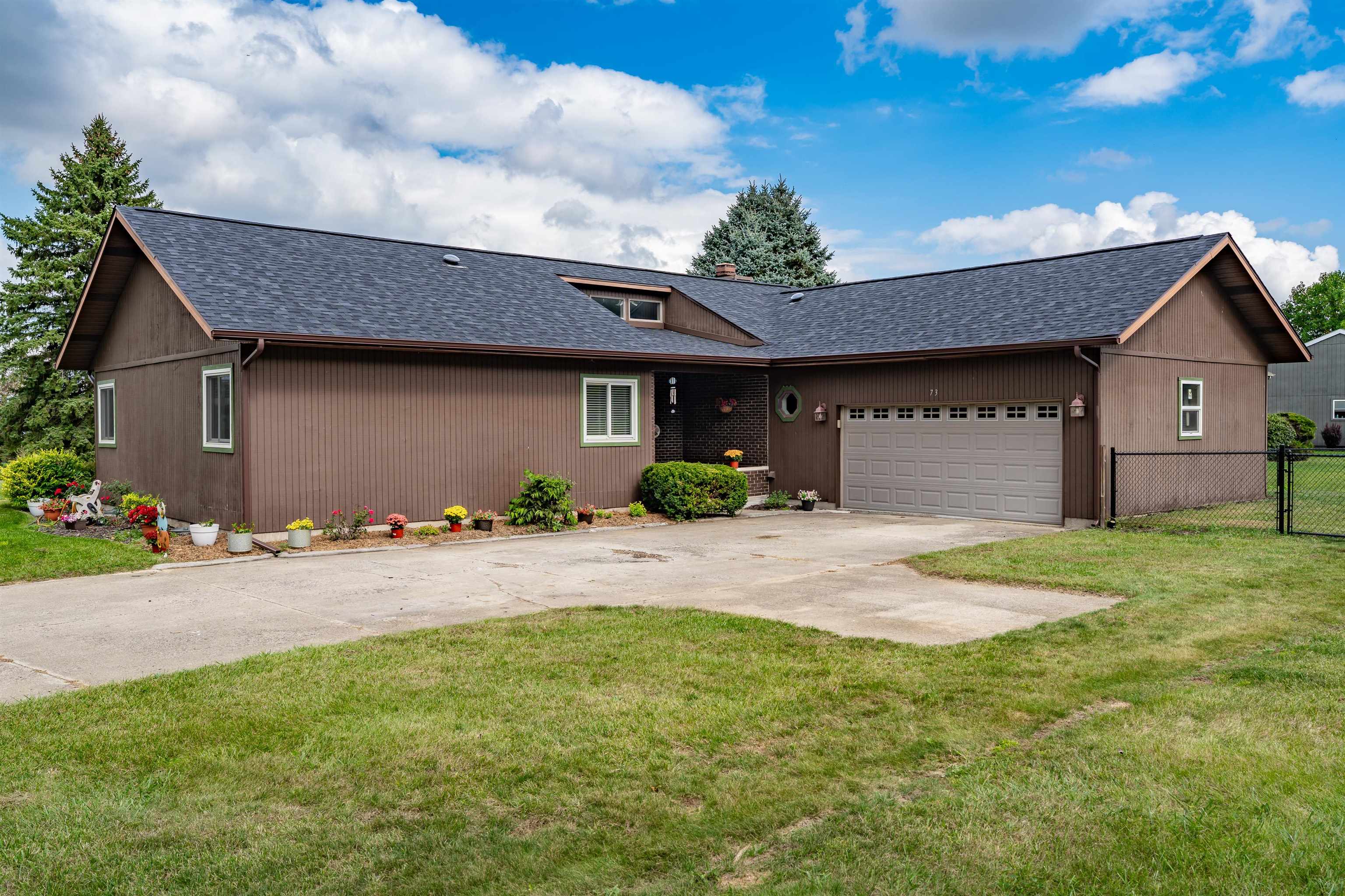 Photo 32 of 73 EMS T7 Lane