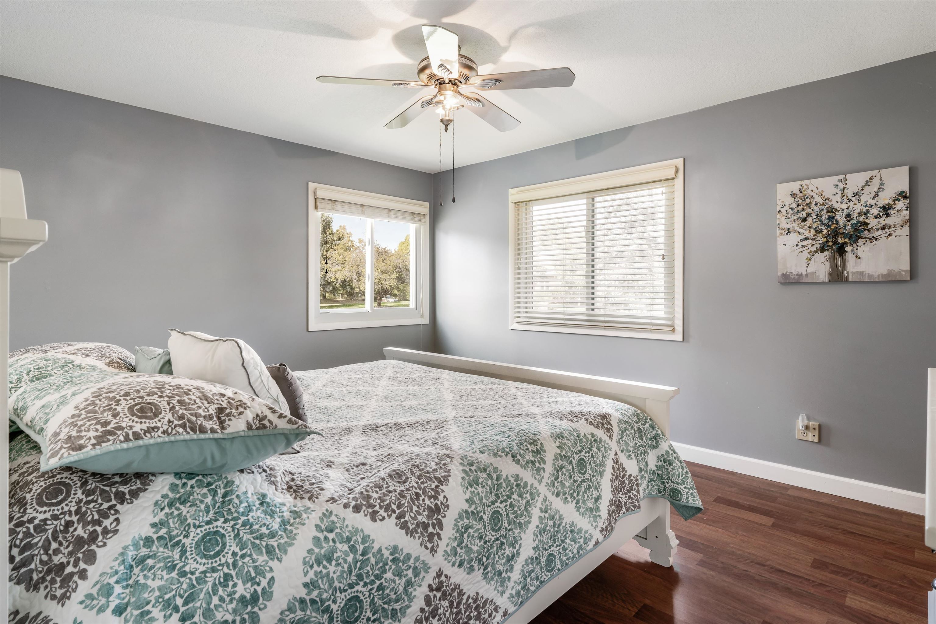 Photo 5 of 73 EMS T7 Lane