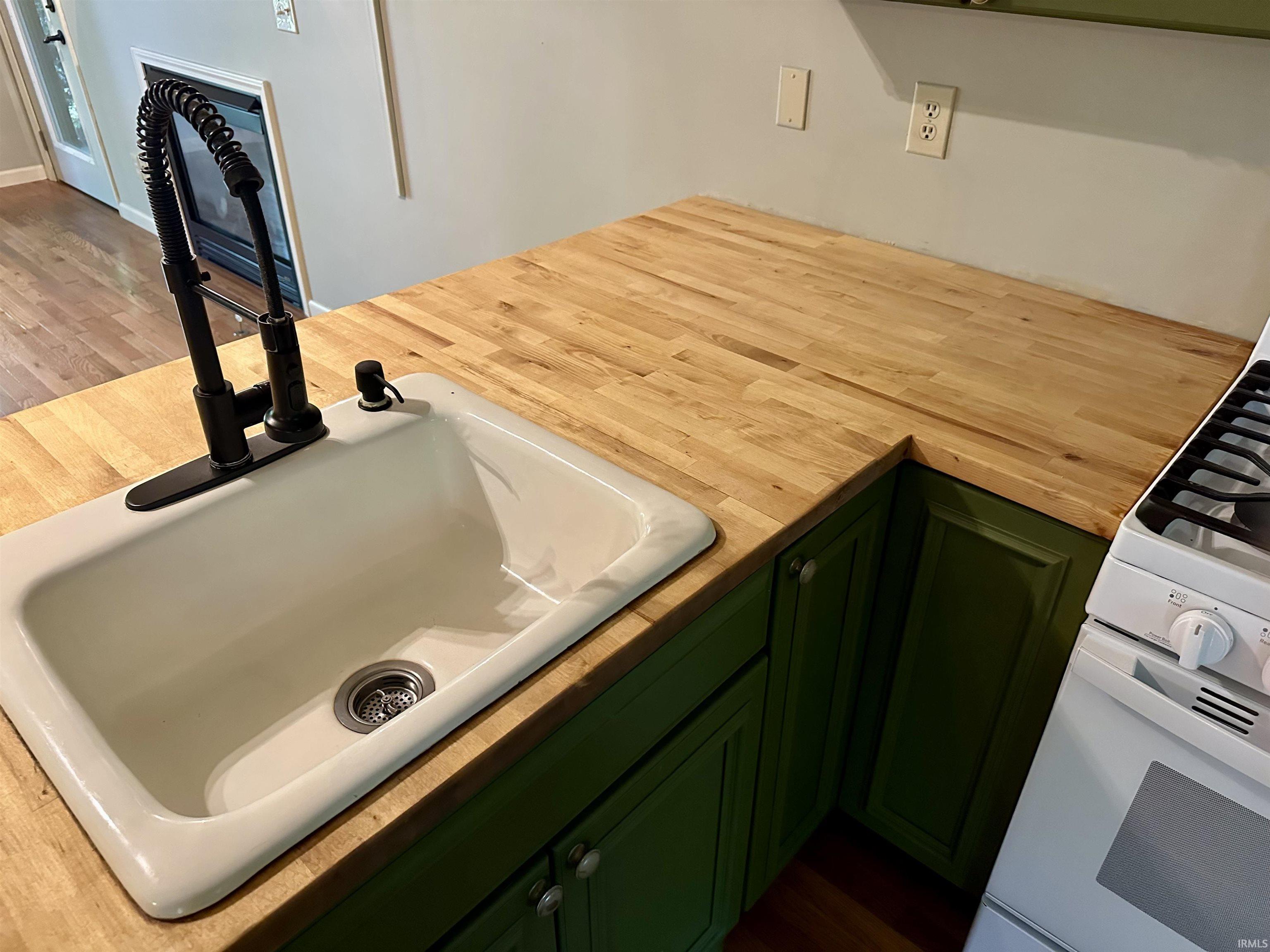 Homes for sale in Covington, IN | 1985 S Towpath Rd, Covington, IN 47932 | MLS# 202539248