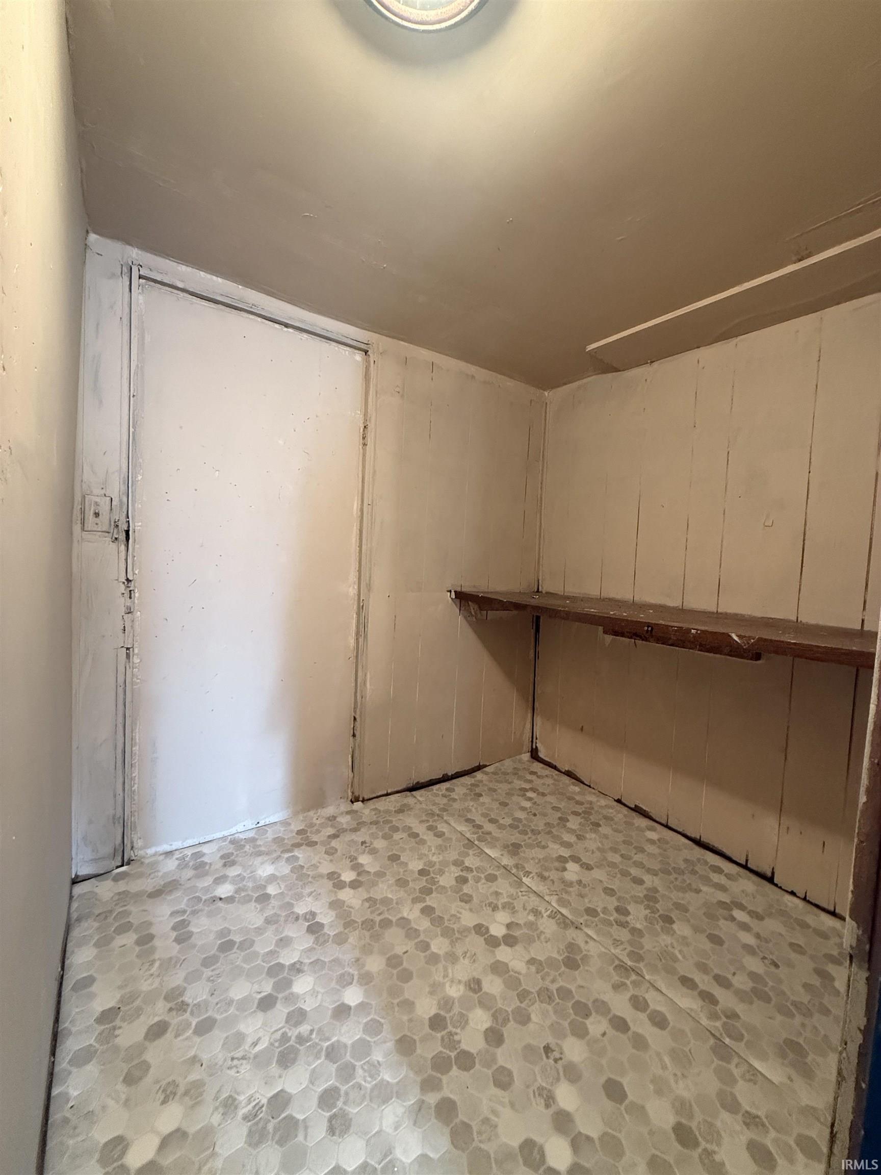 Photo 6 of 532 James Street