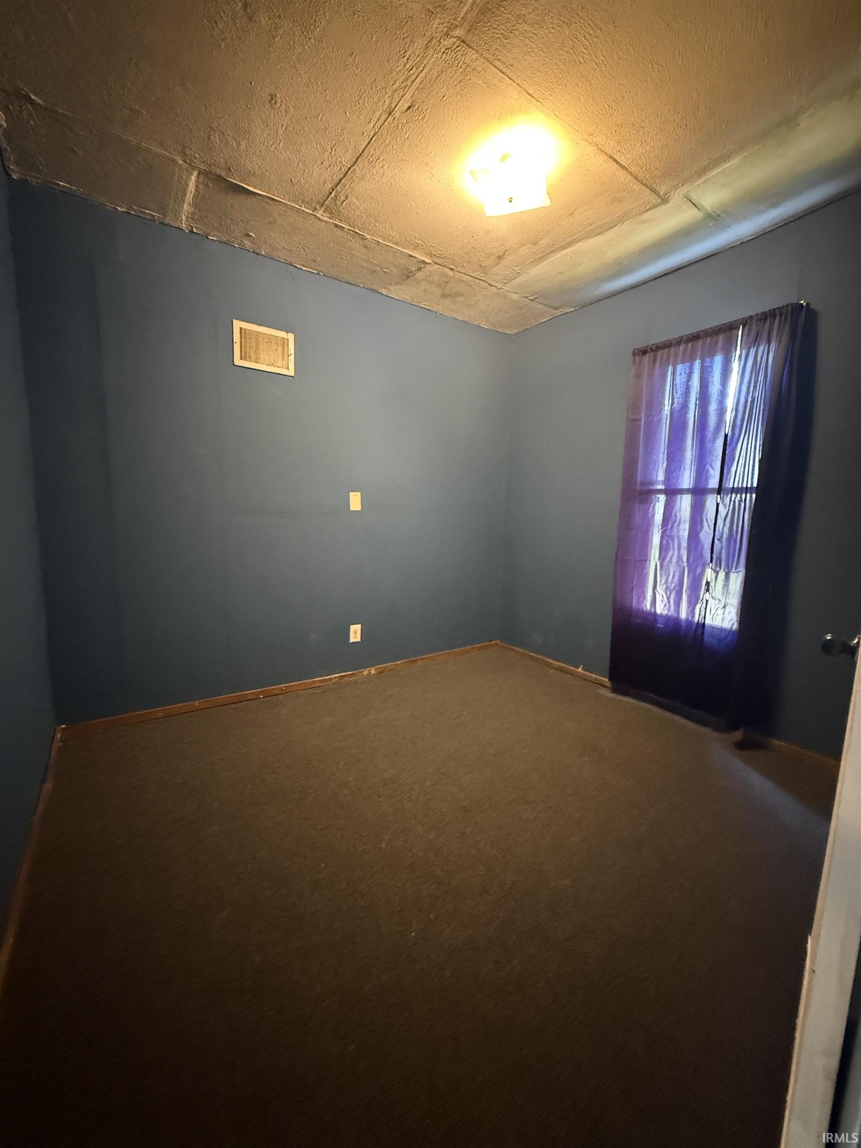 Photo 9 of 532 James Street