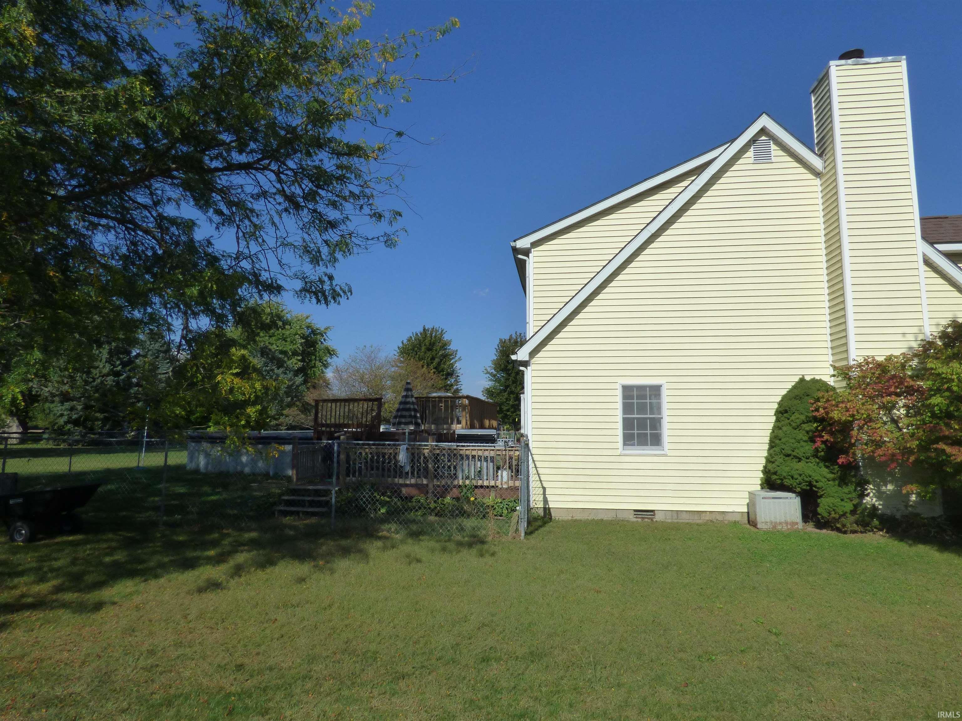 Homes for sale in Frankfort, IN | 1700 N Redbud Dr, Frankfort, IN 46041 | MLS# 202539333