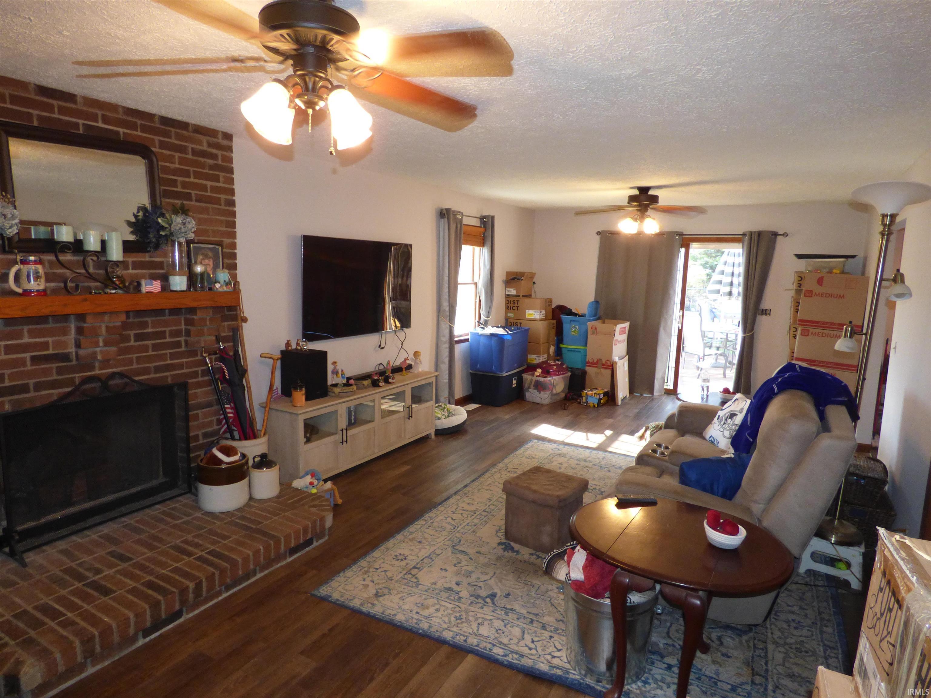 Homes for sale in Frankfort, IN | 1700 N Redbud Dr, Frankfort, IN 46041 | MLS# 202539333