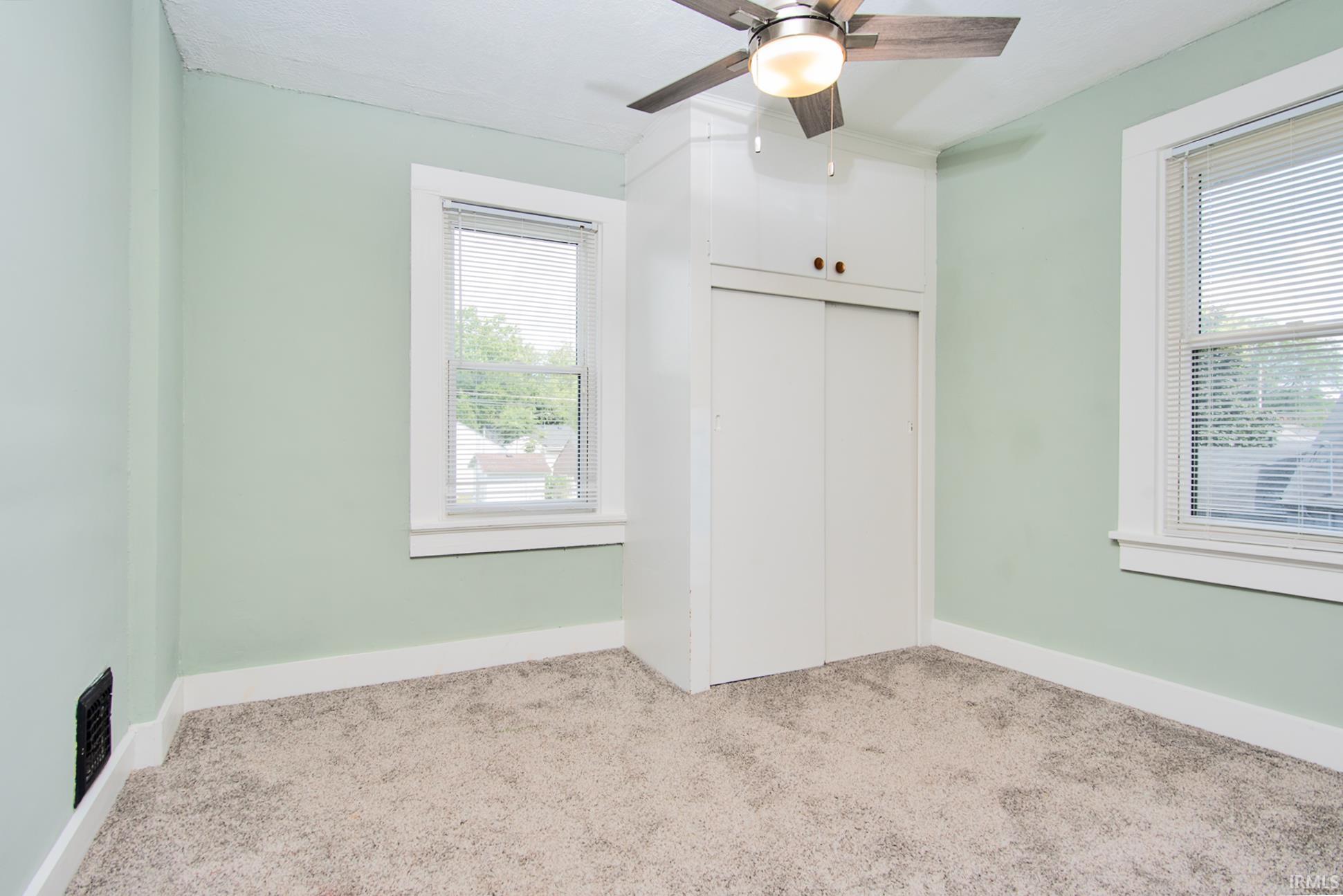 Photo 13 of 2521 Dodge Avenue