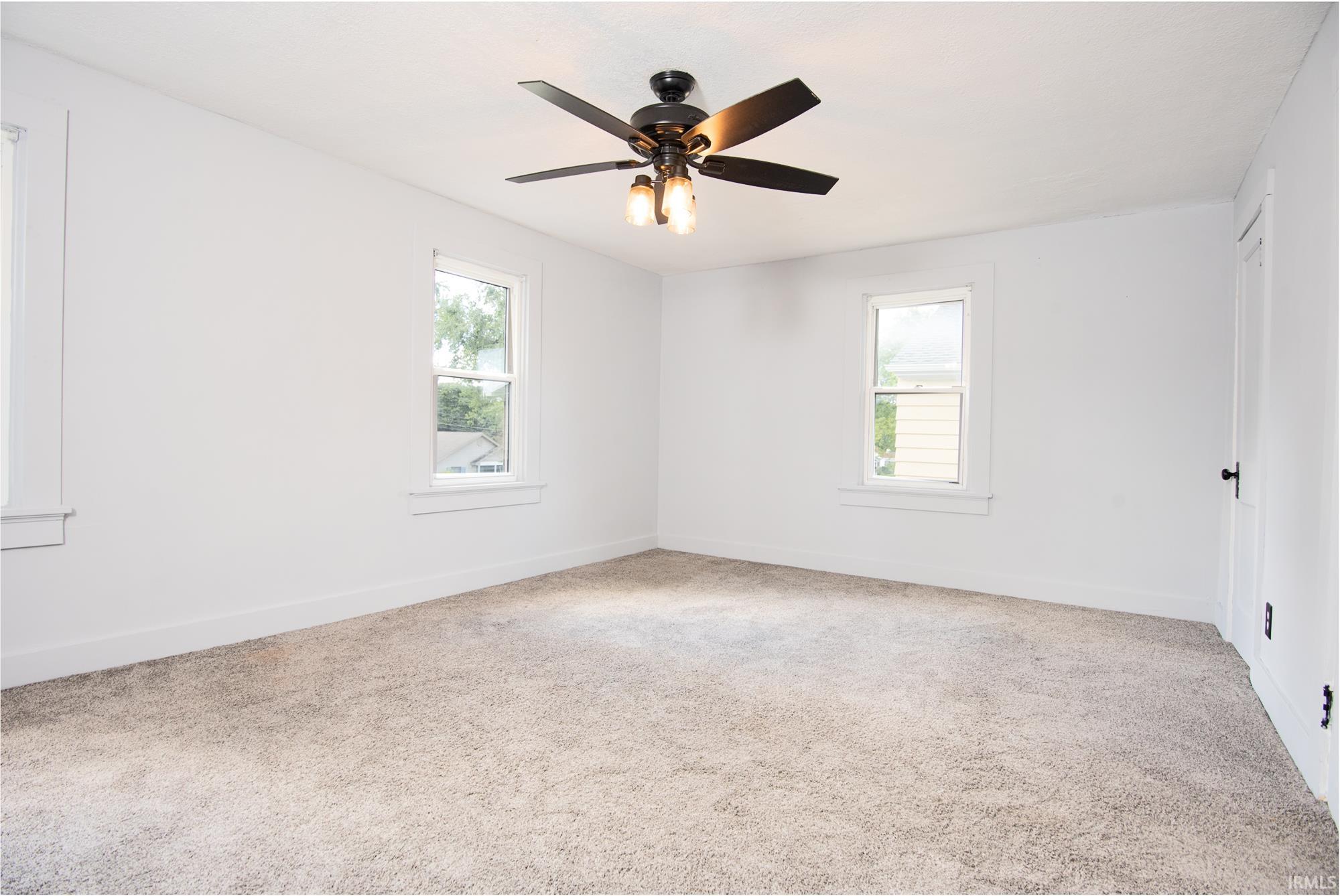 Photo 16 of 2521 Dodge Avenue