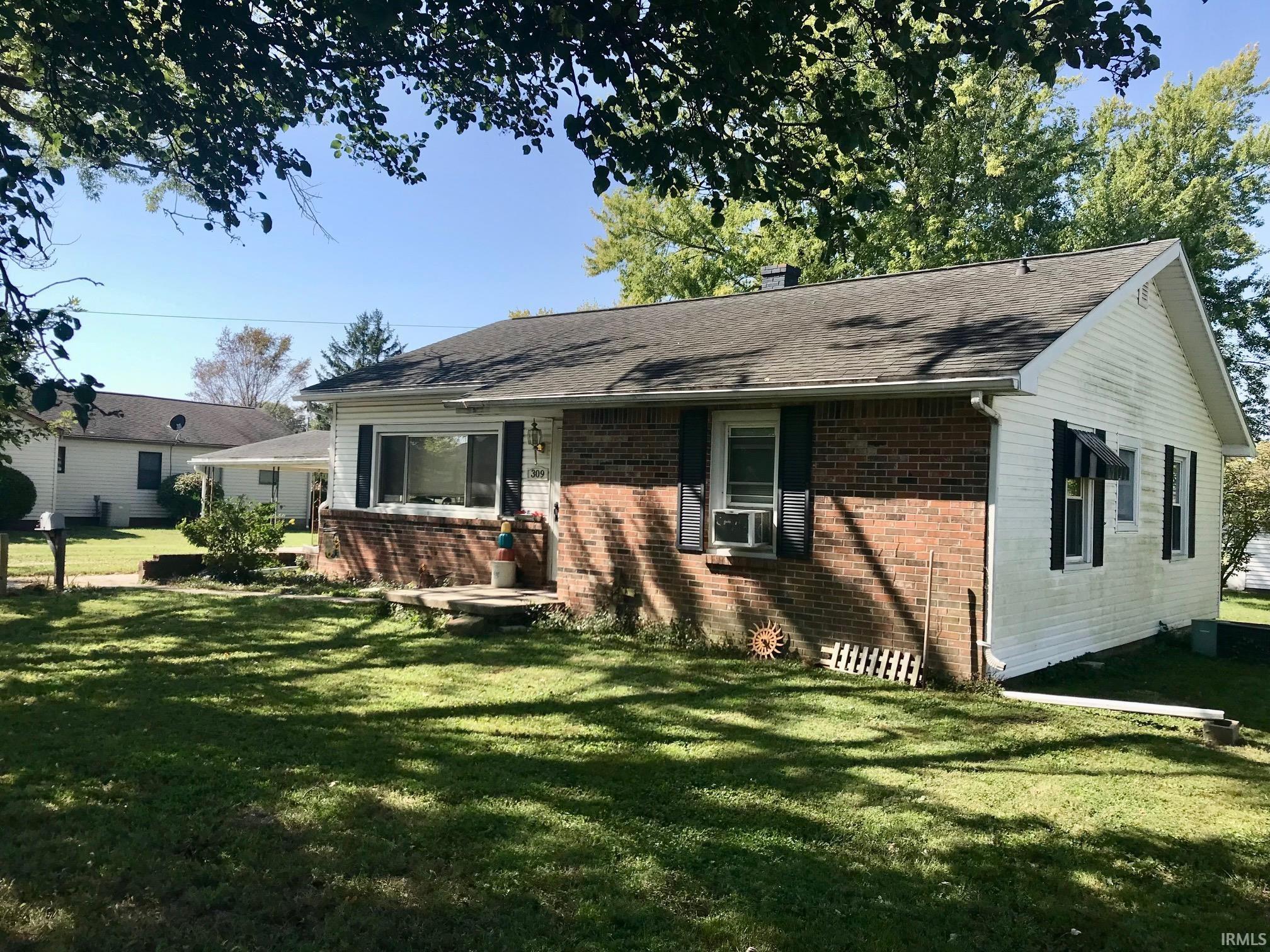 Homes for sale in Princeton, IN | 309 S Stout St, Princeton, IN 47670 | MLS# 202539345