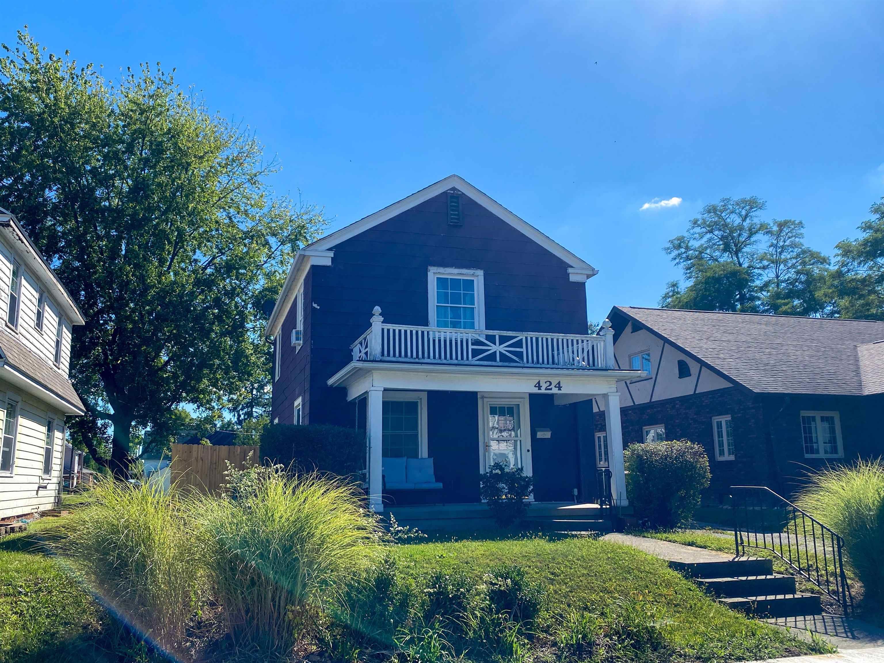 Homes for sale in Winchester, IN | 424 E South St, Winchester, IN 47394 | MLS# 202539366