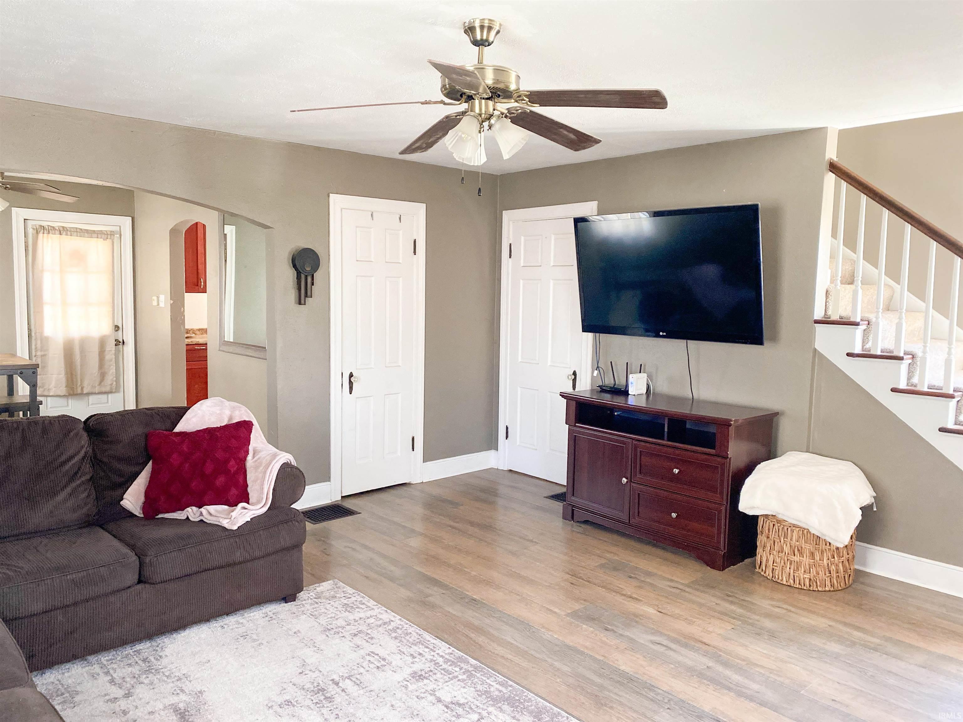 Homes for sale in Winchester, IN | 424 E South St, Winchester, IN 47394 | MLS# 202539366