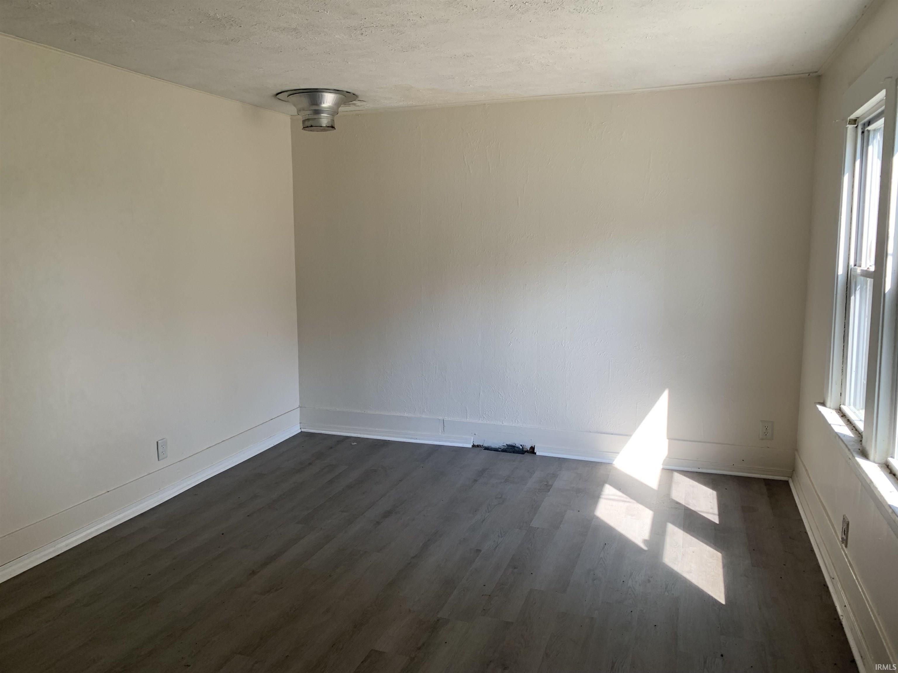 Homes for sale in South Bend, IN | 2143 N Johnson St, South Bend, IN 46628 | MLS# 202539406