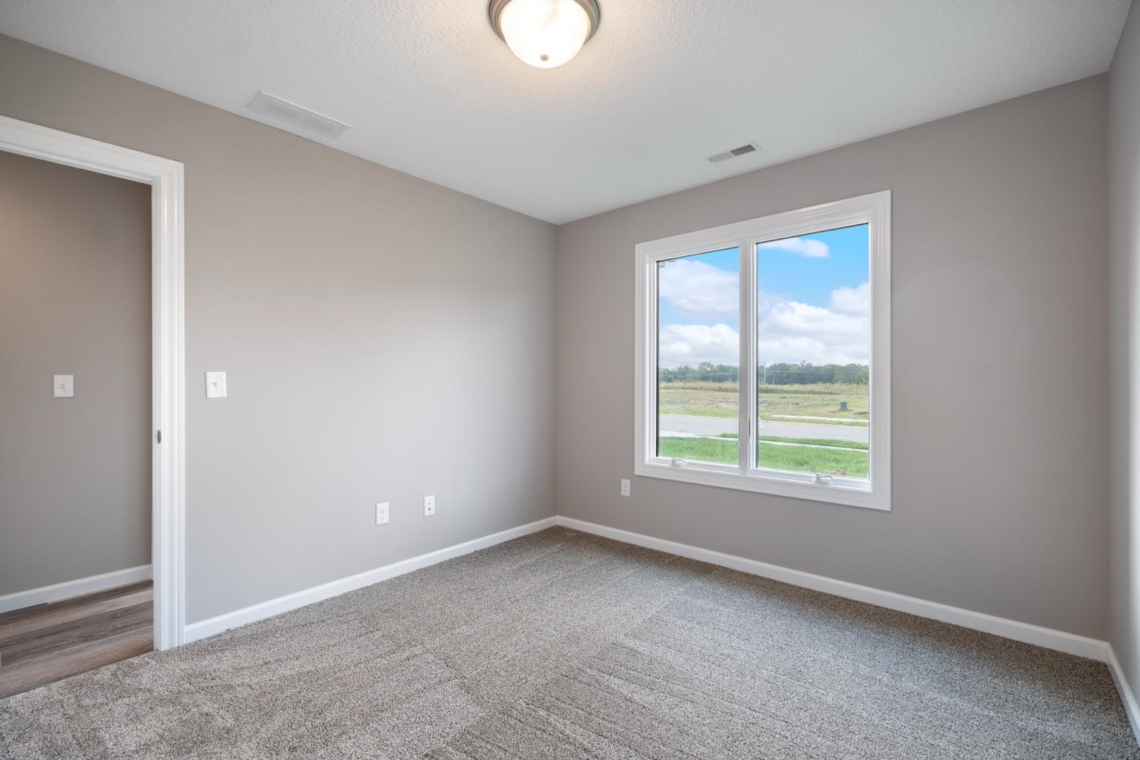 Photo 24 of 145 Longrifle Road