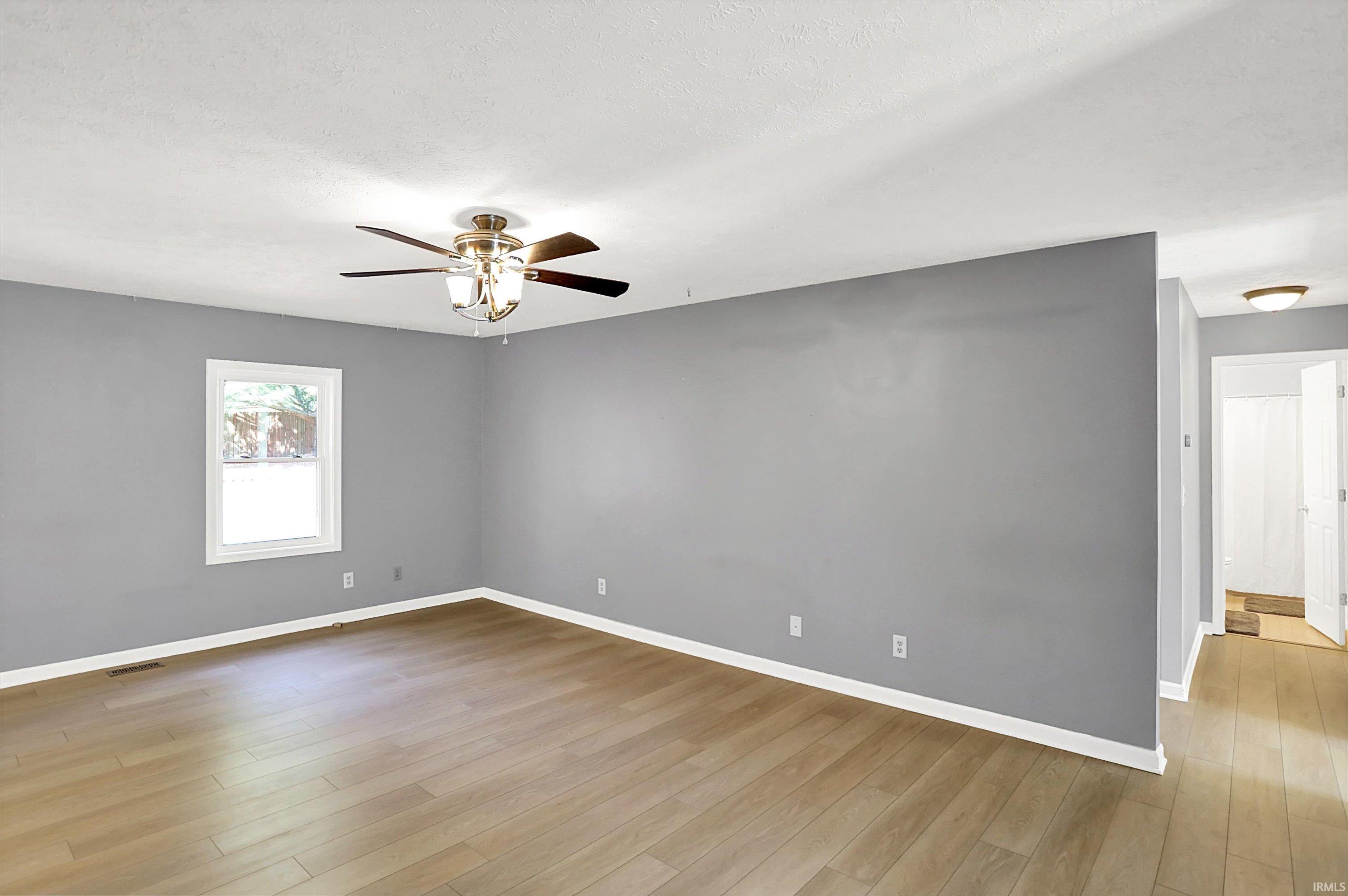 Homes for sale in Ellettsville, IN | 857 E Meadowlands Dr, Ellettsville, IN 47429 | MLS# 202539532