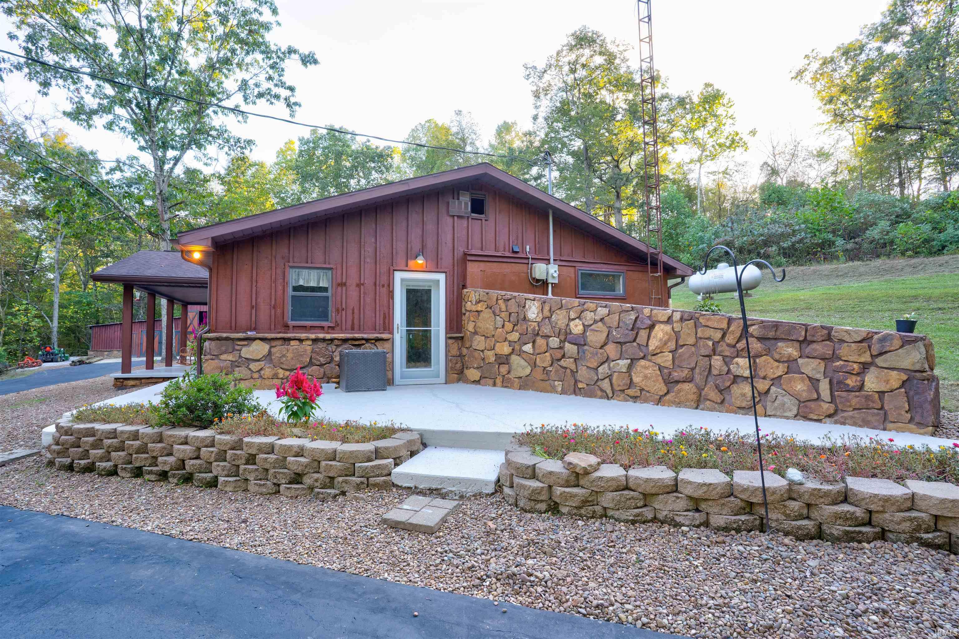 Homes for sale in Tell City, IN | 7274 Alamo Rd, Tell City, IN 47586 | MLS# 202539536