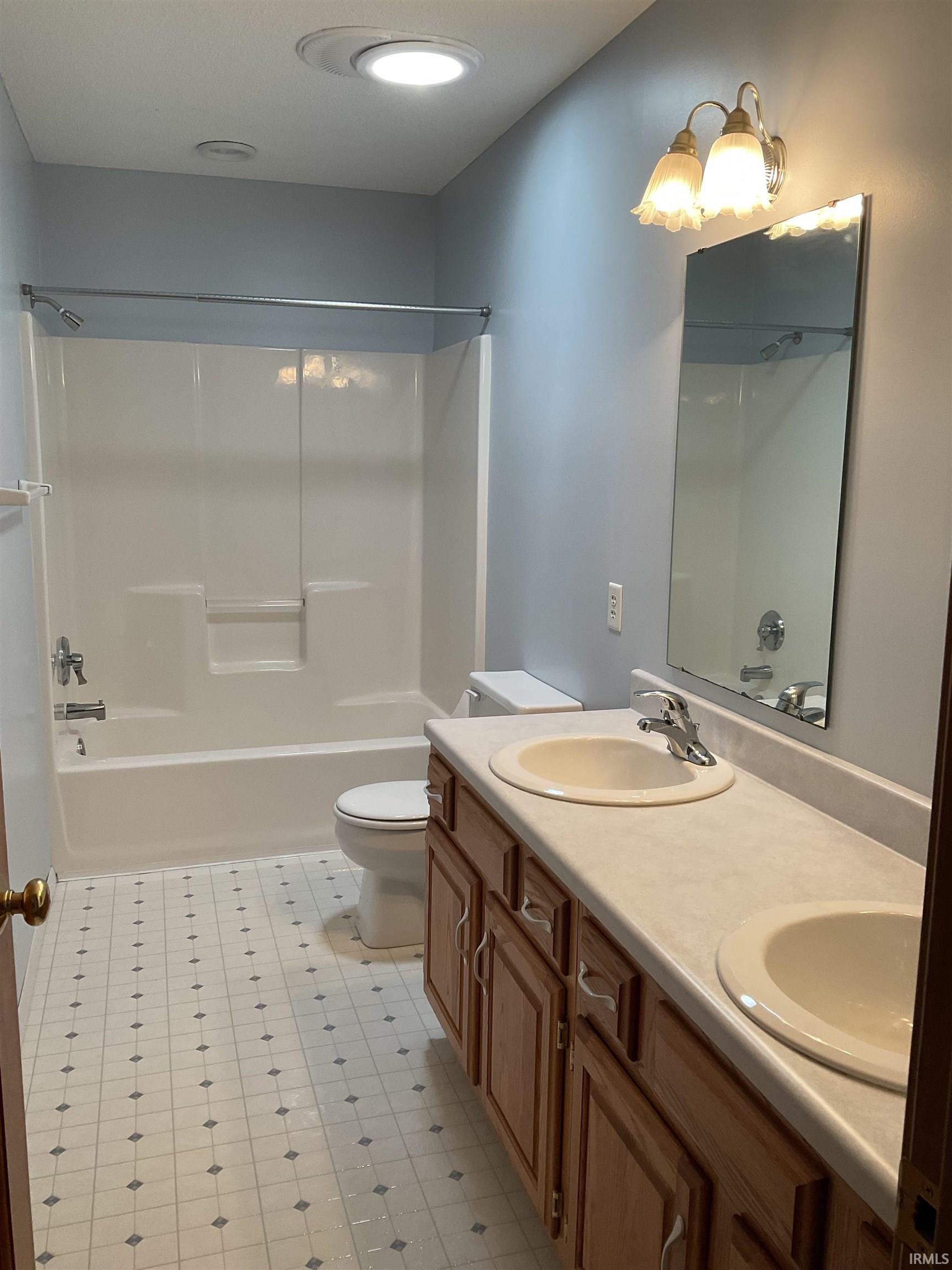 Photo 7 of 9930 Valley Vista Place