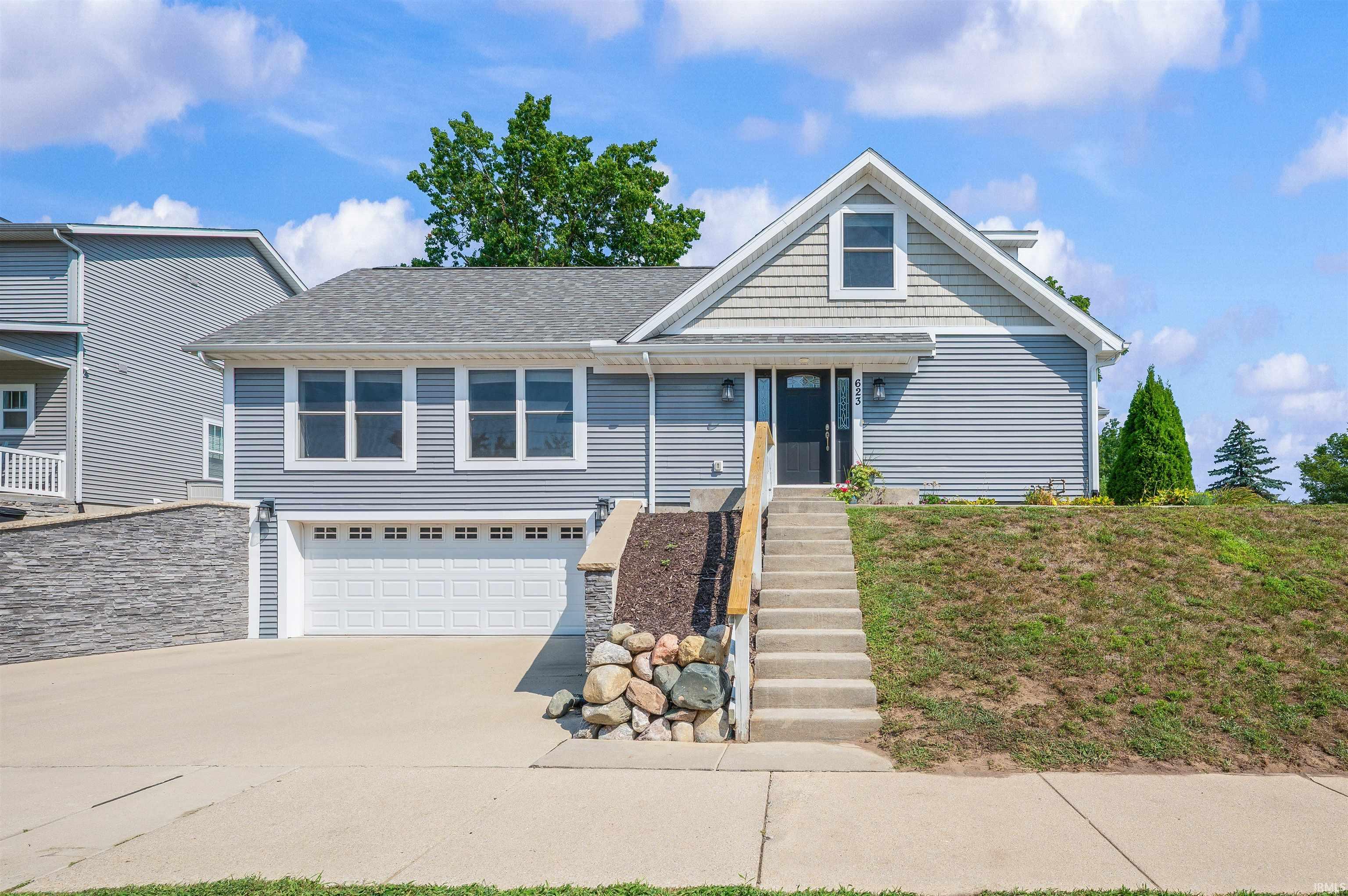 Homes for sale in South Bend, IN | 623 Corby Blvd, South Bend, IN 46617 | MLS# 202539613