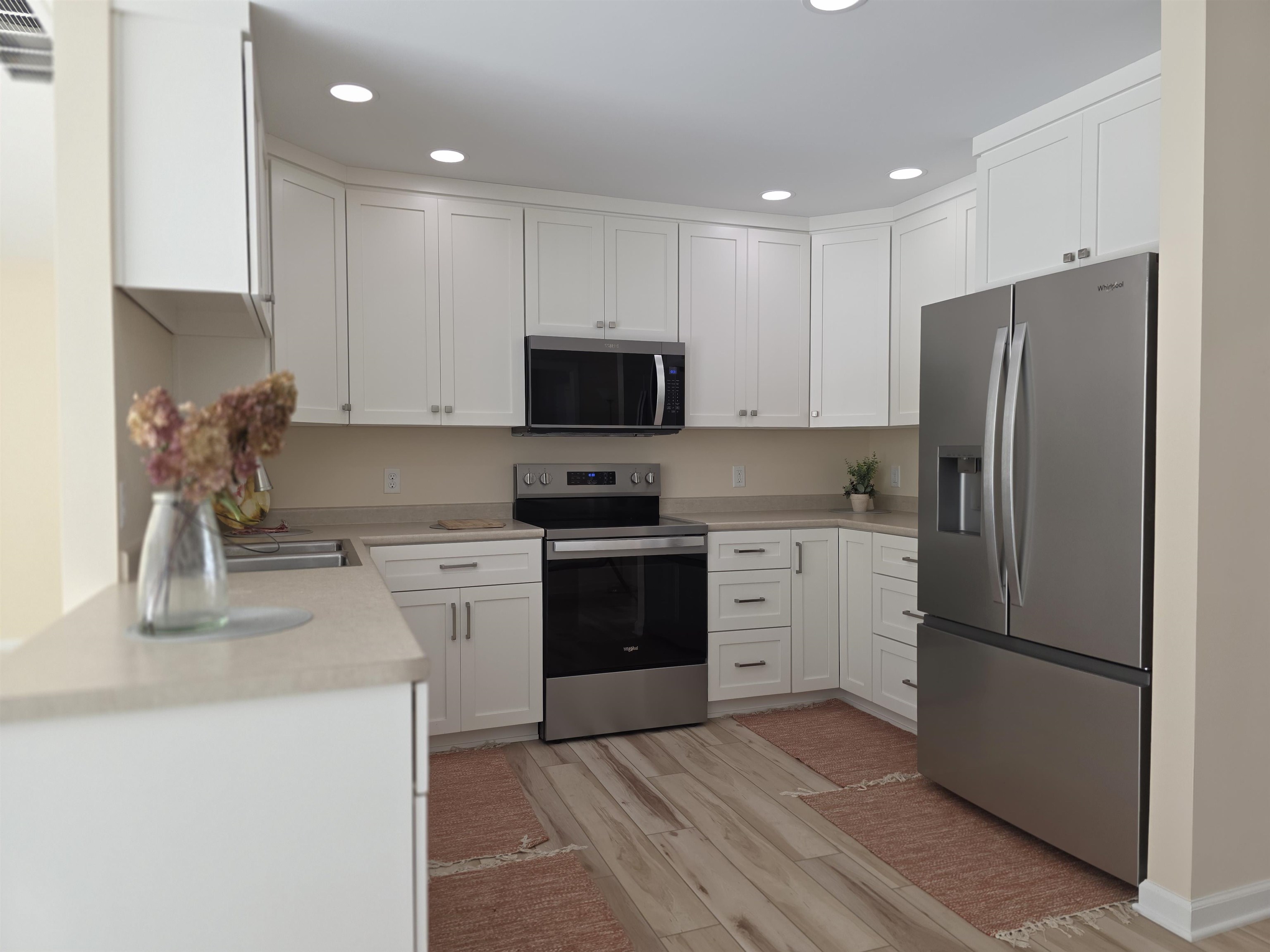 Photo 12 of 9523 Ledgewood Court