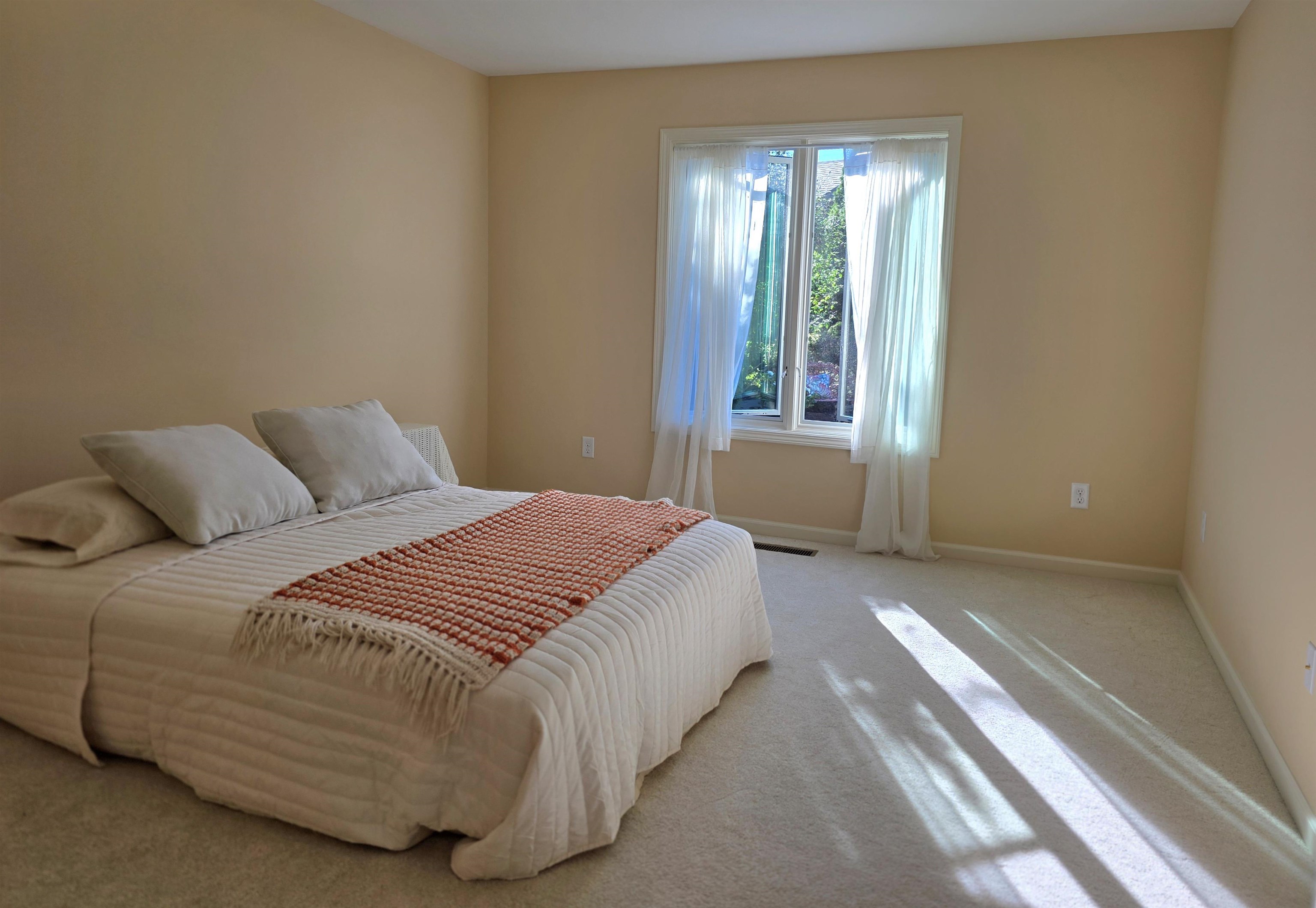 Photo 20 of 9523 Ledgewood Court