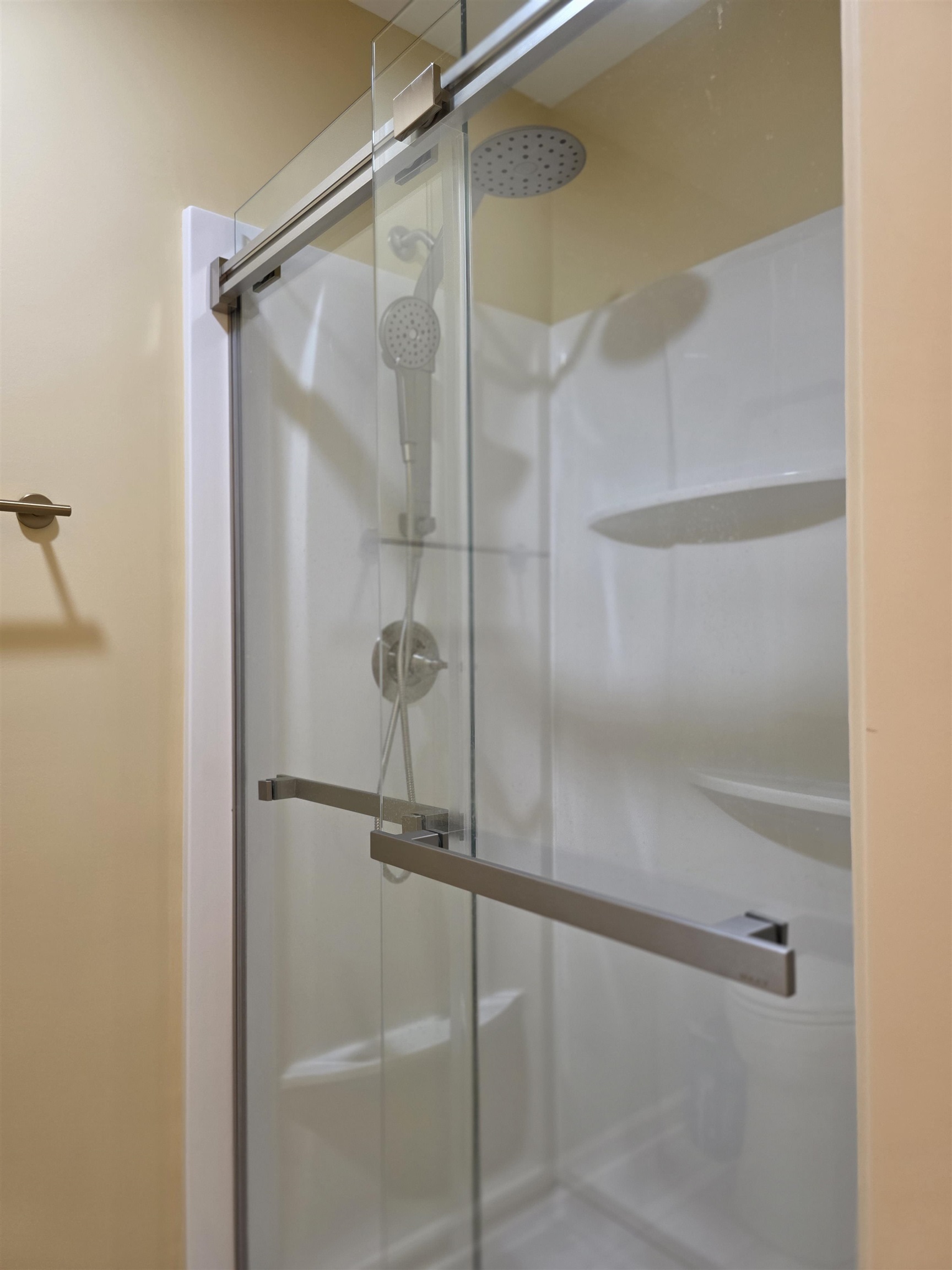 Photo 24 of 9523 Ledgewood Court