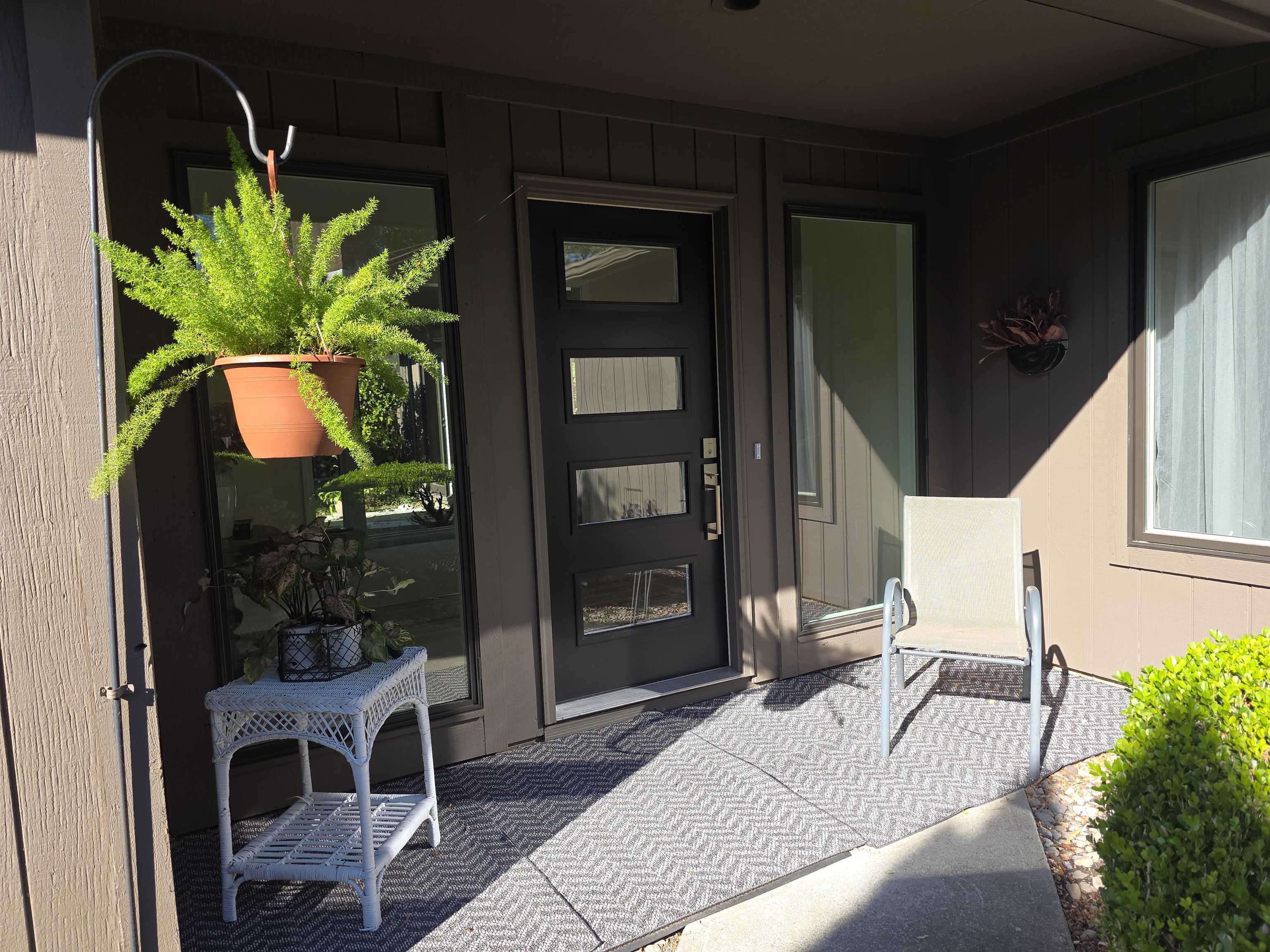 Photo 3 of 9523 Ledgewood Court