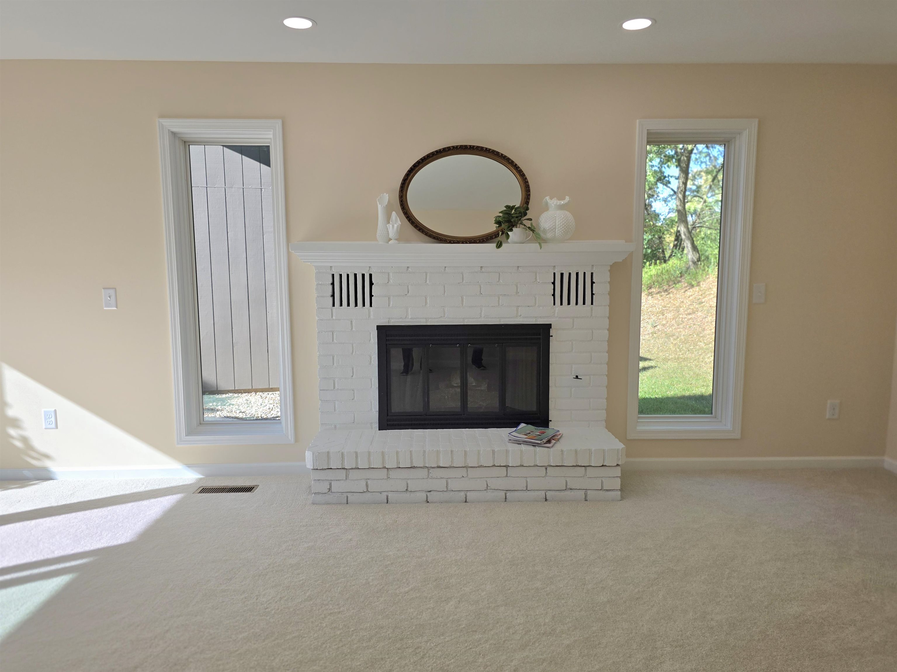 Photo 7 of 9523 Ledgewood Court