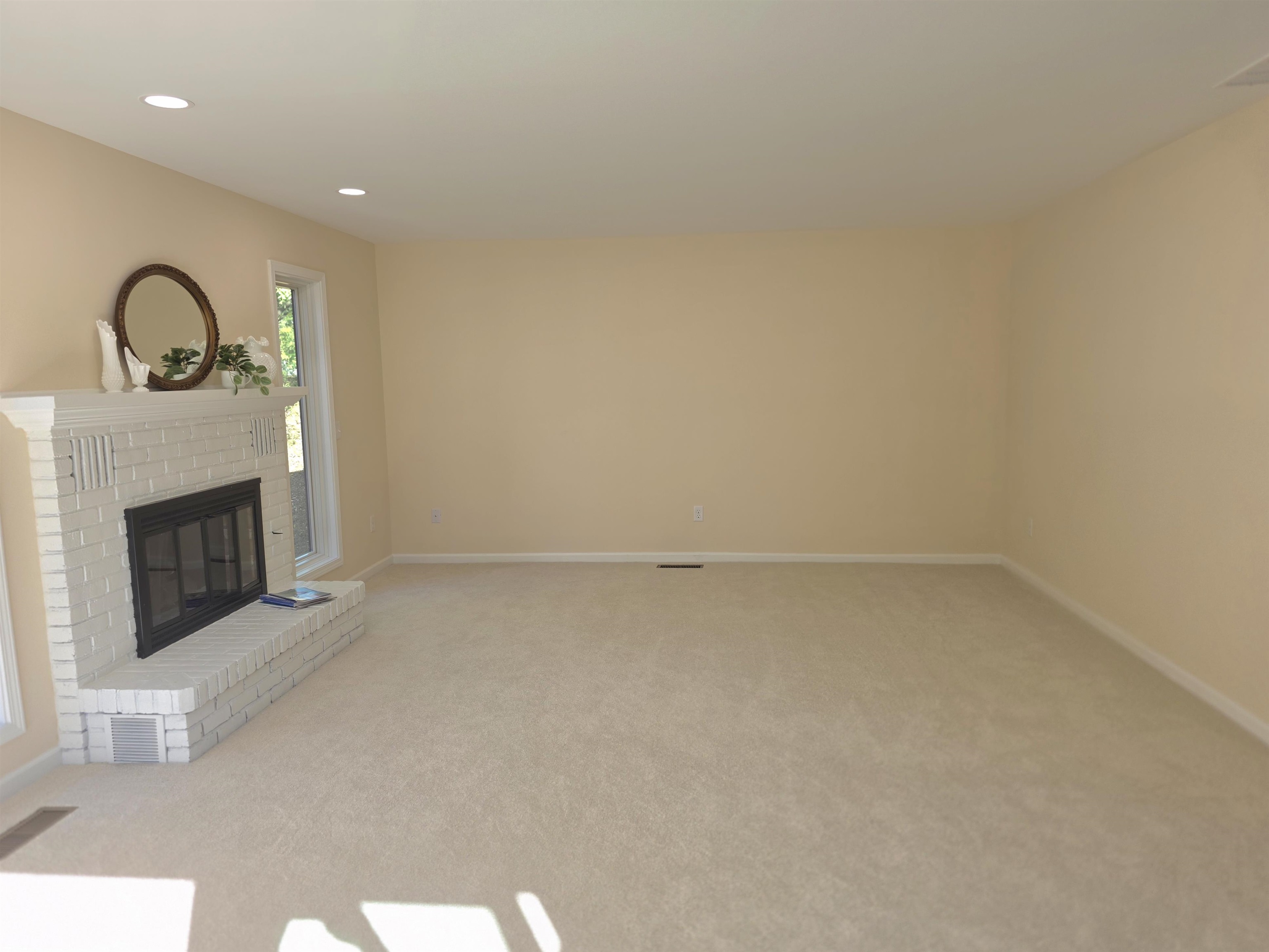 Photo 8 of 9523 Ledgewood Court