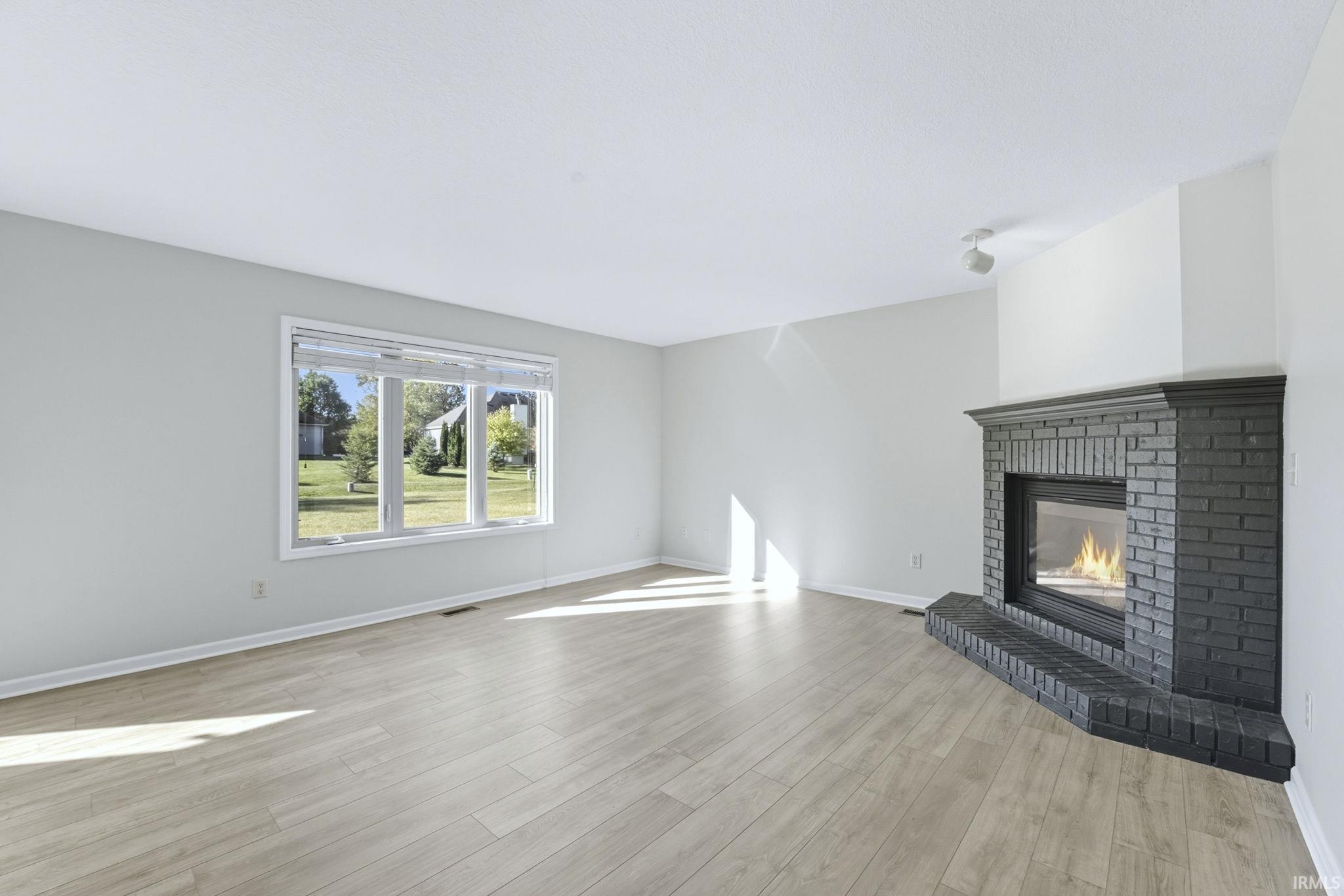 Photo 16 of 2004 Millennium Crossing