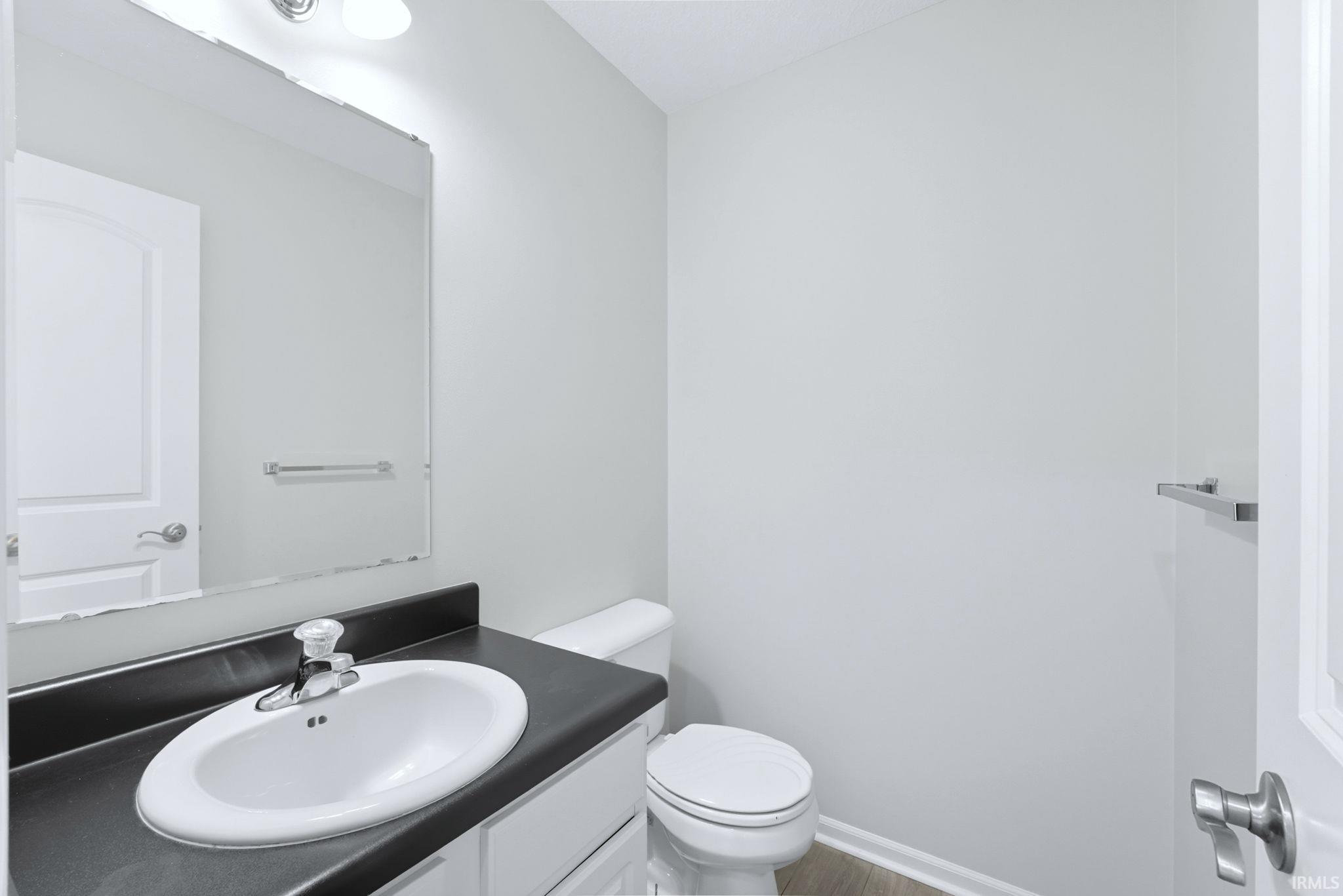 Photo 17 of 2004 Millennium Crossing