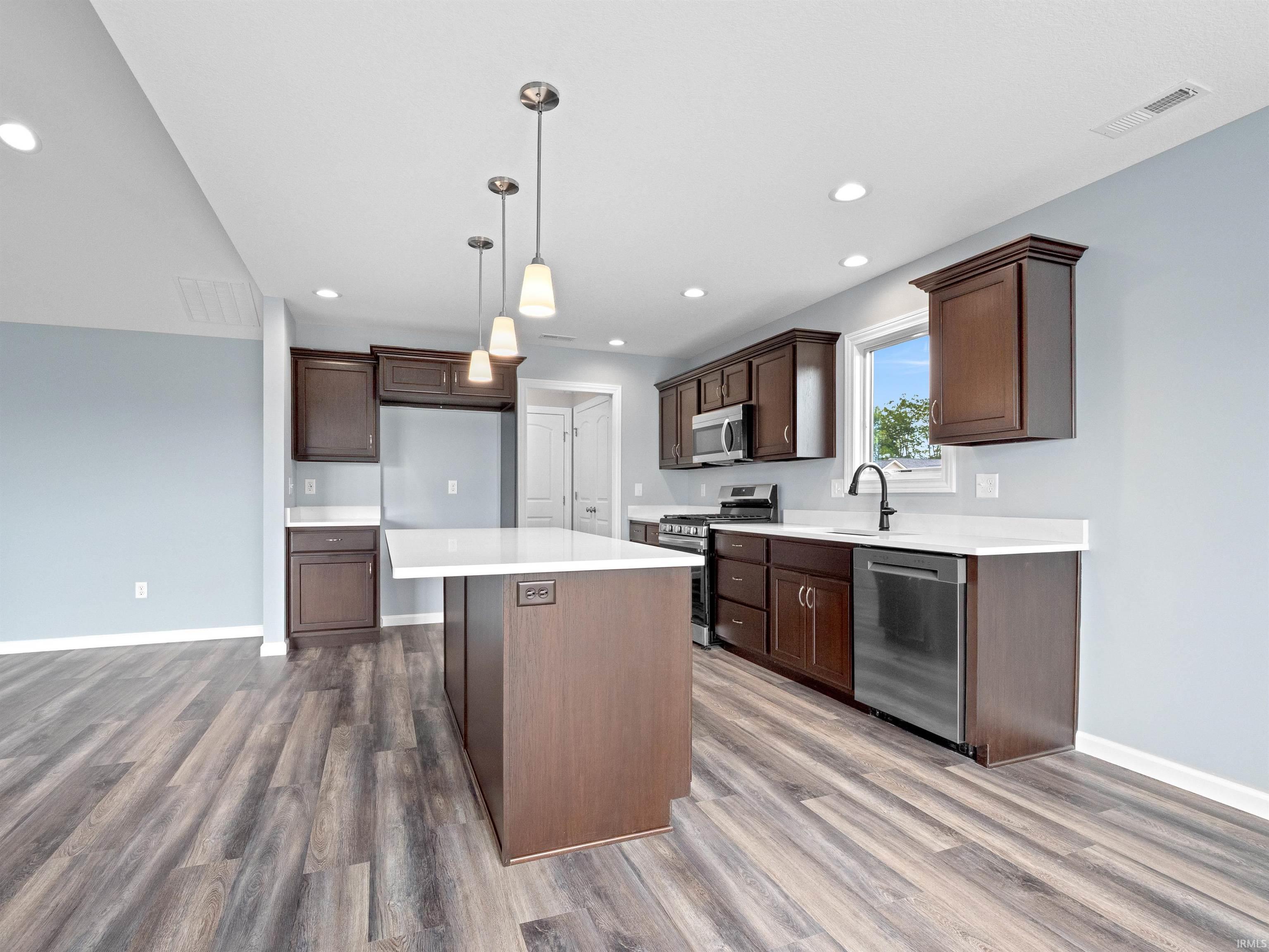 Photo 16 of 15554 Brimwillow Drive