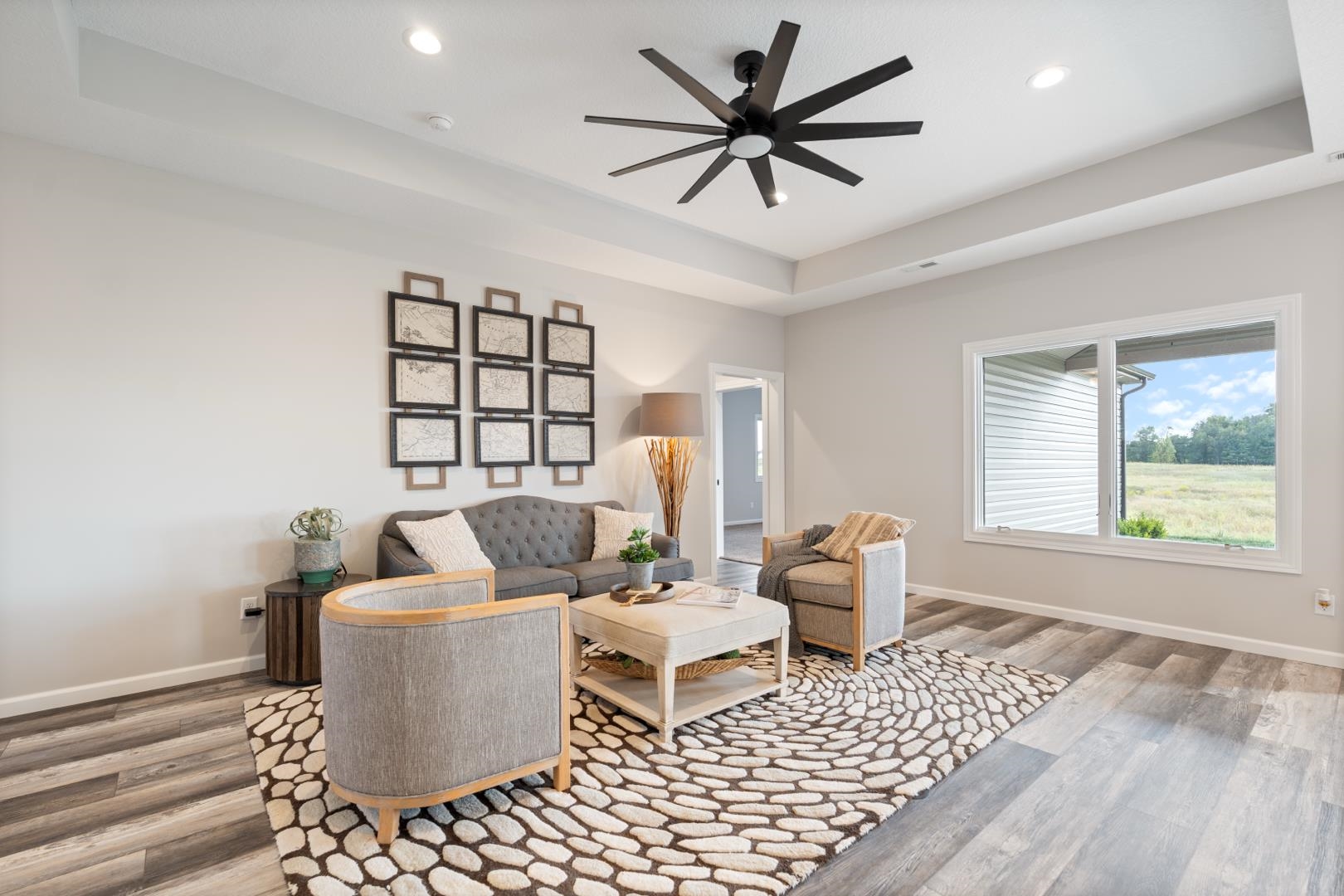 Photo 2 of 150 Wagon Wheel Drive