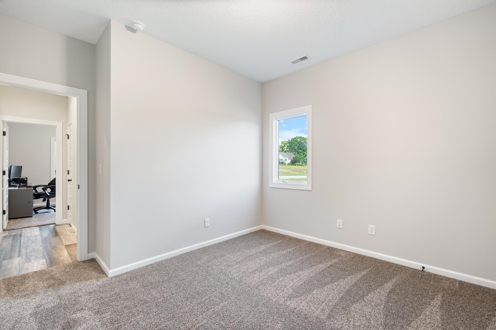 Photo 26 of 150 Wagon Wheel Drive