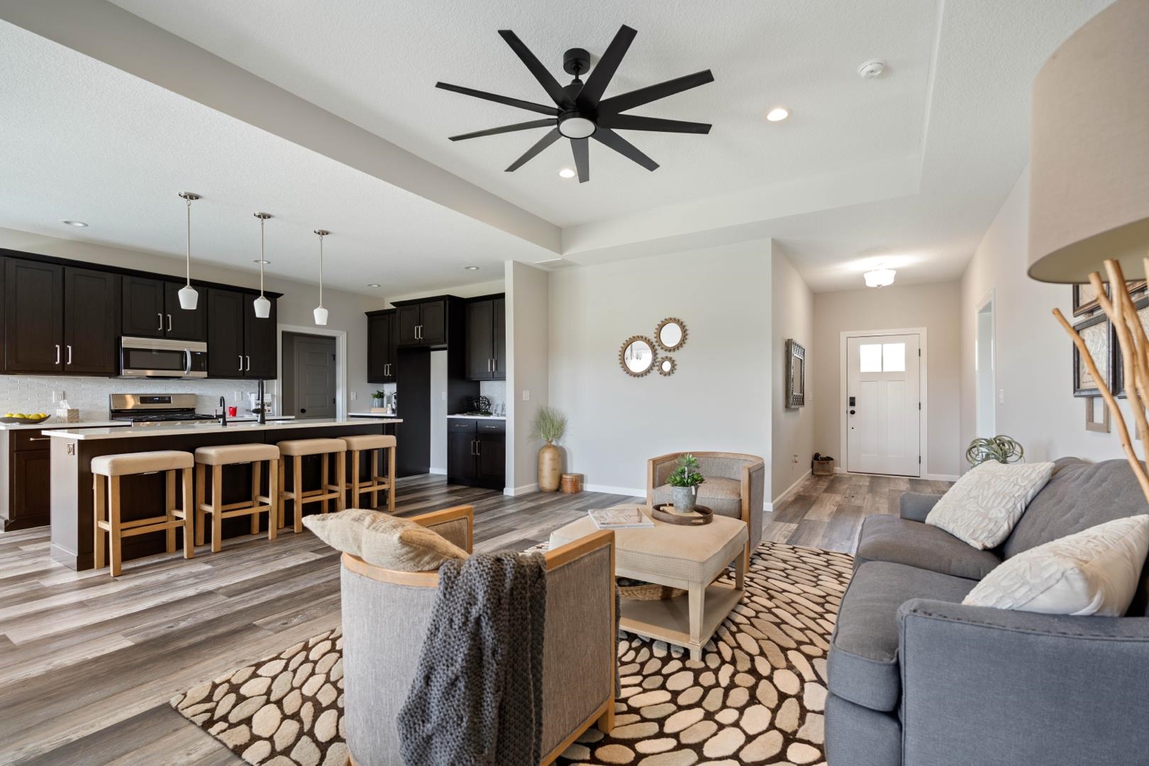 Photo 8 of 150 Wagon Wheel Drive