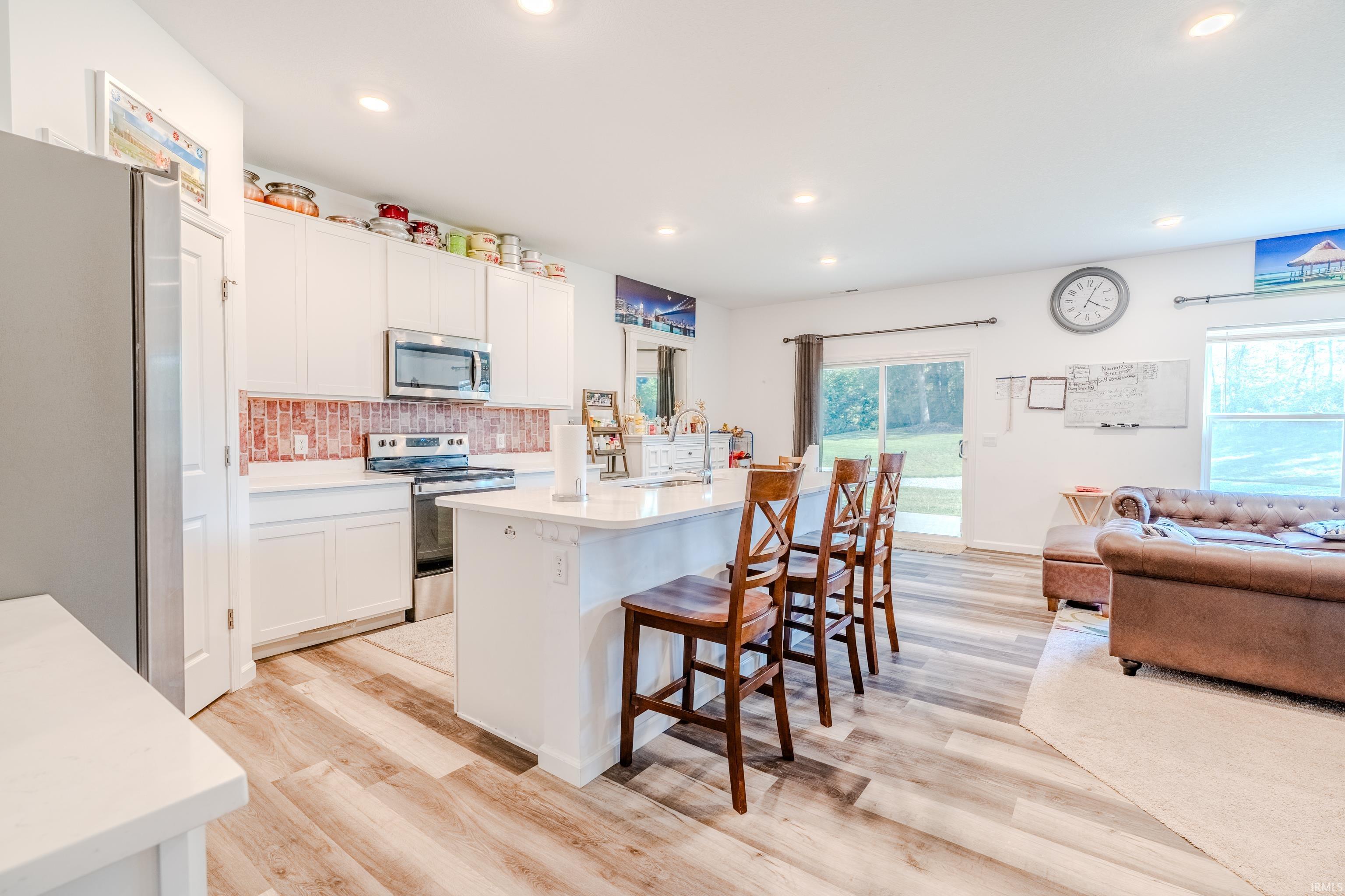 Photo 4 of 605 Alquin Court