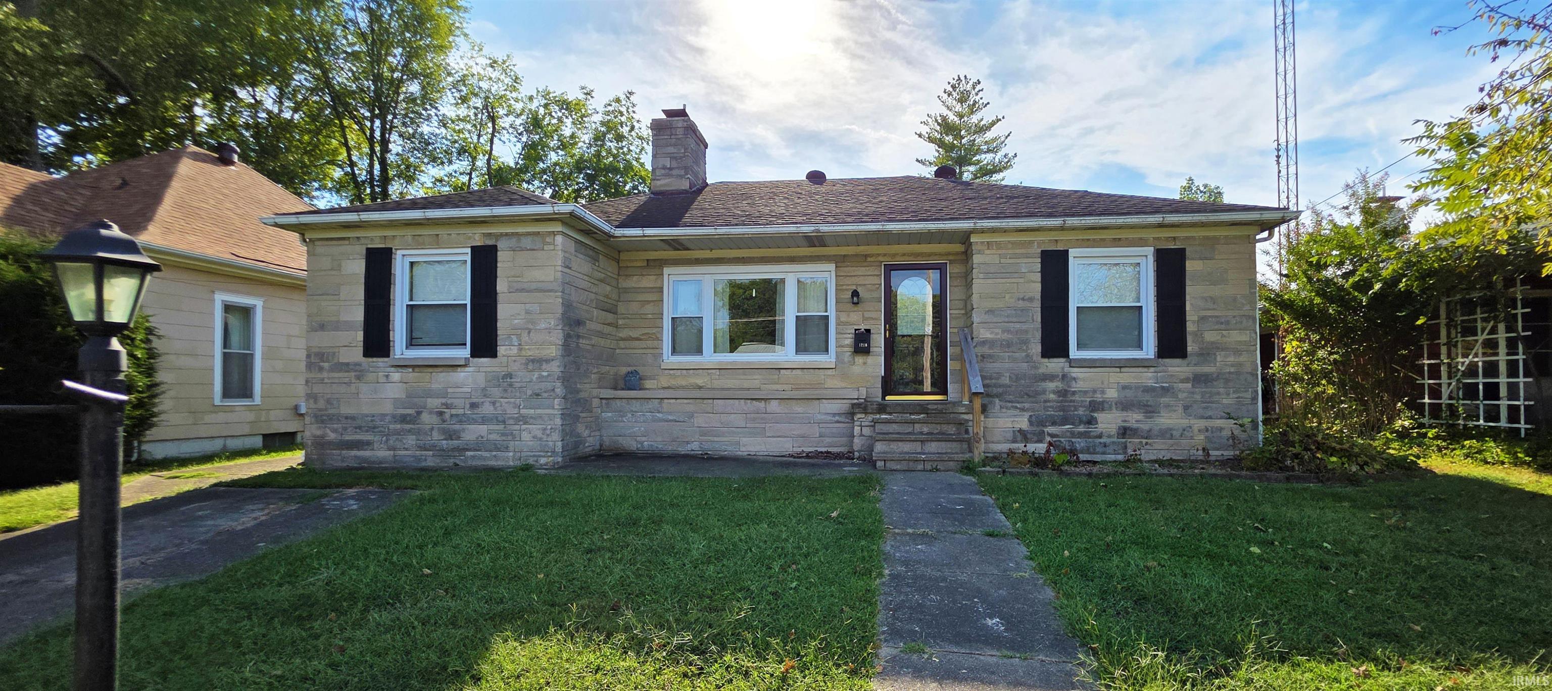 Homes for sale in Mount Carmel, IL | 1218 N Cherry St, Mount Carmel, IL 62863 | MLS# 202539843