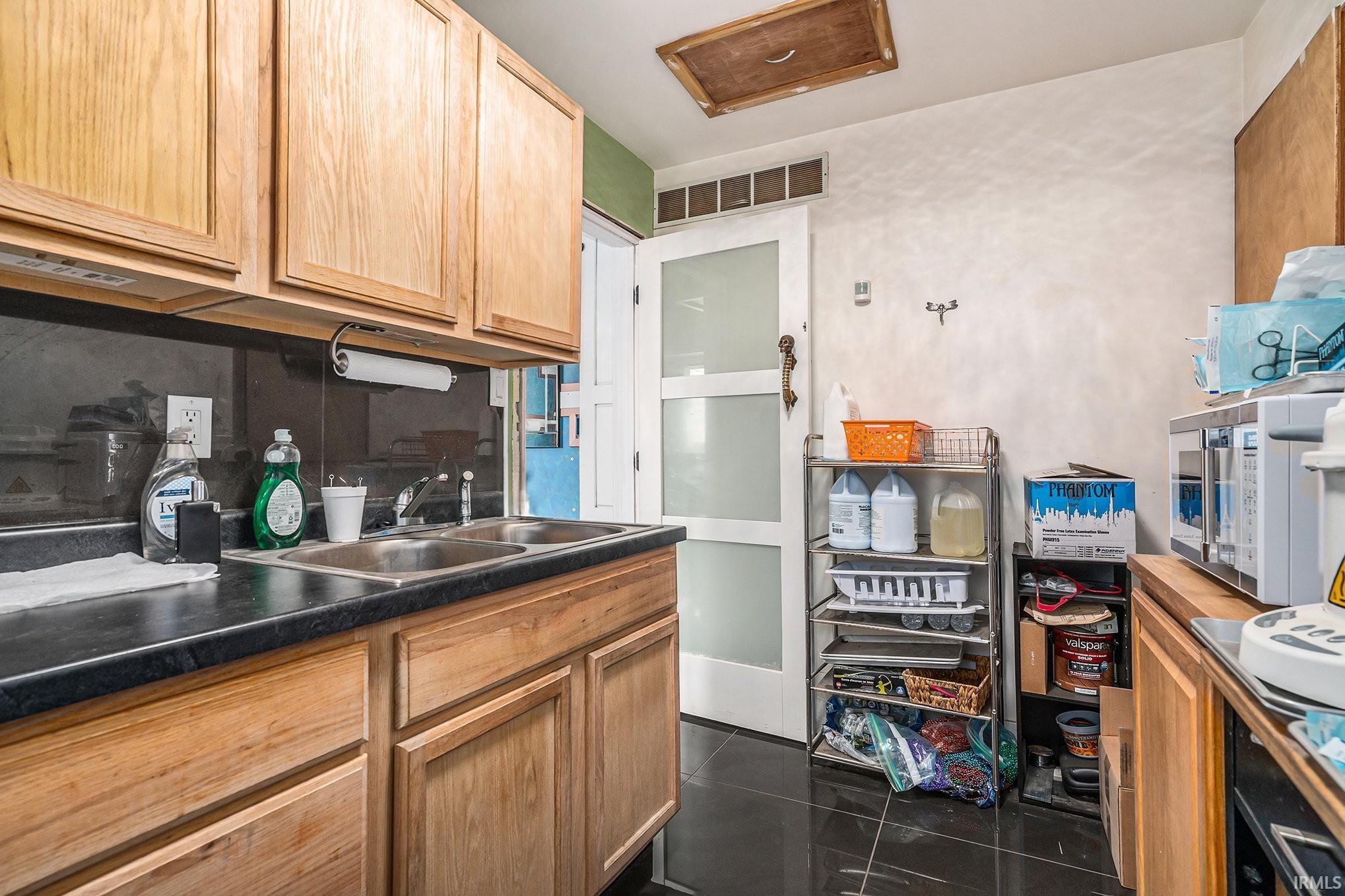 Photo 18 of 23957 US 33