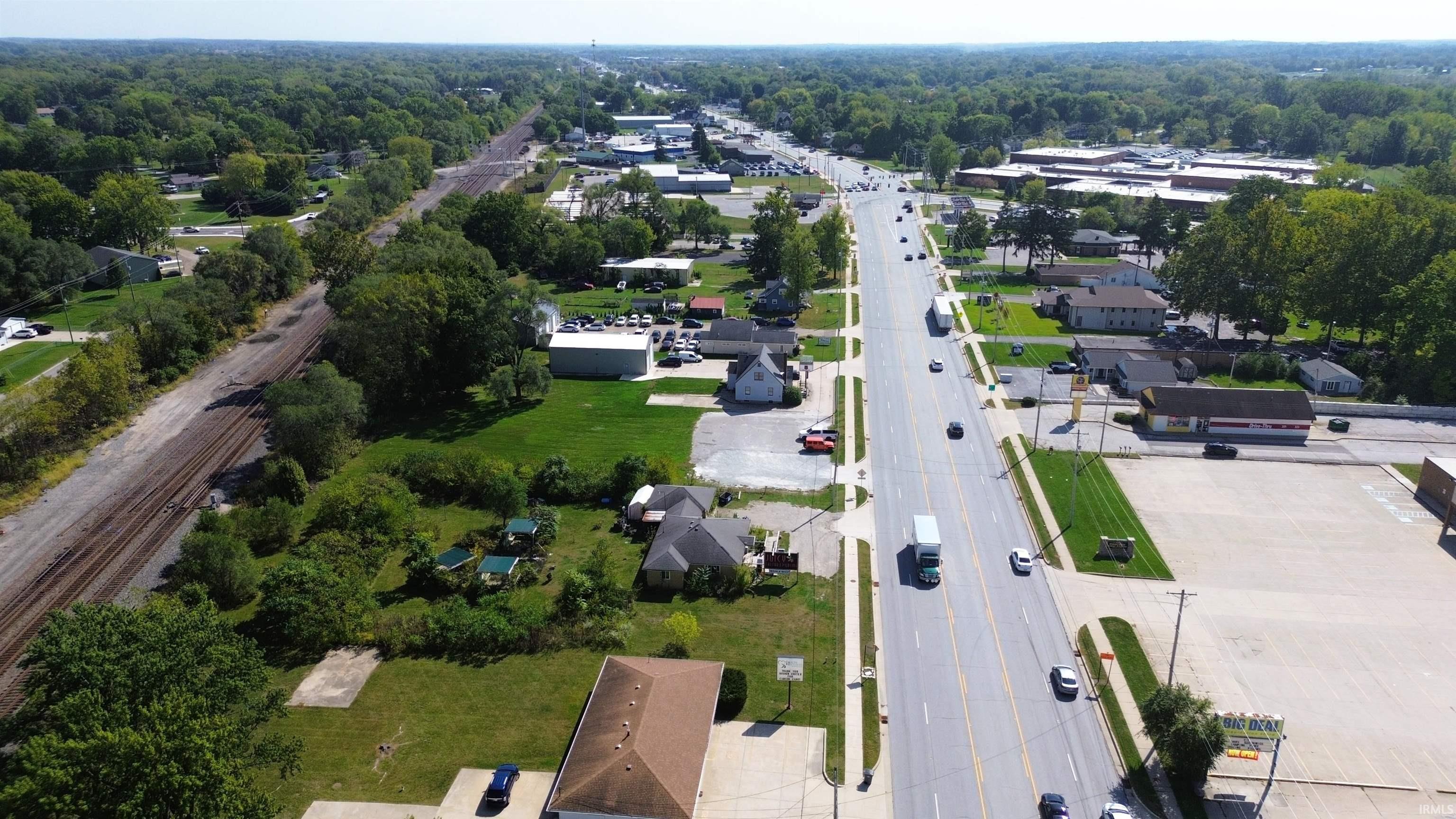 Photo 9 of 23957 US 33