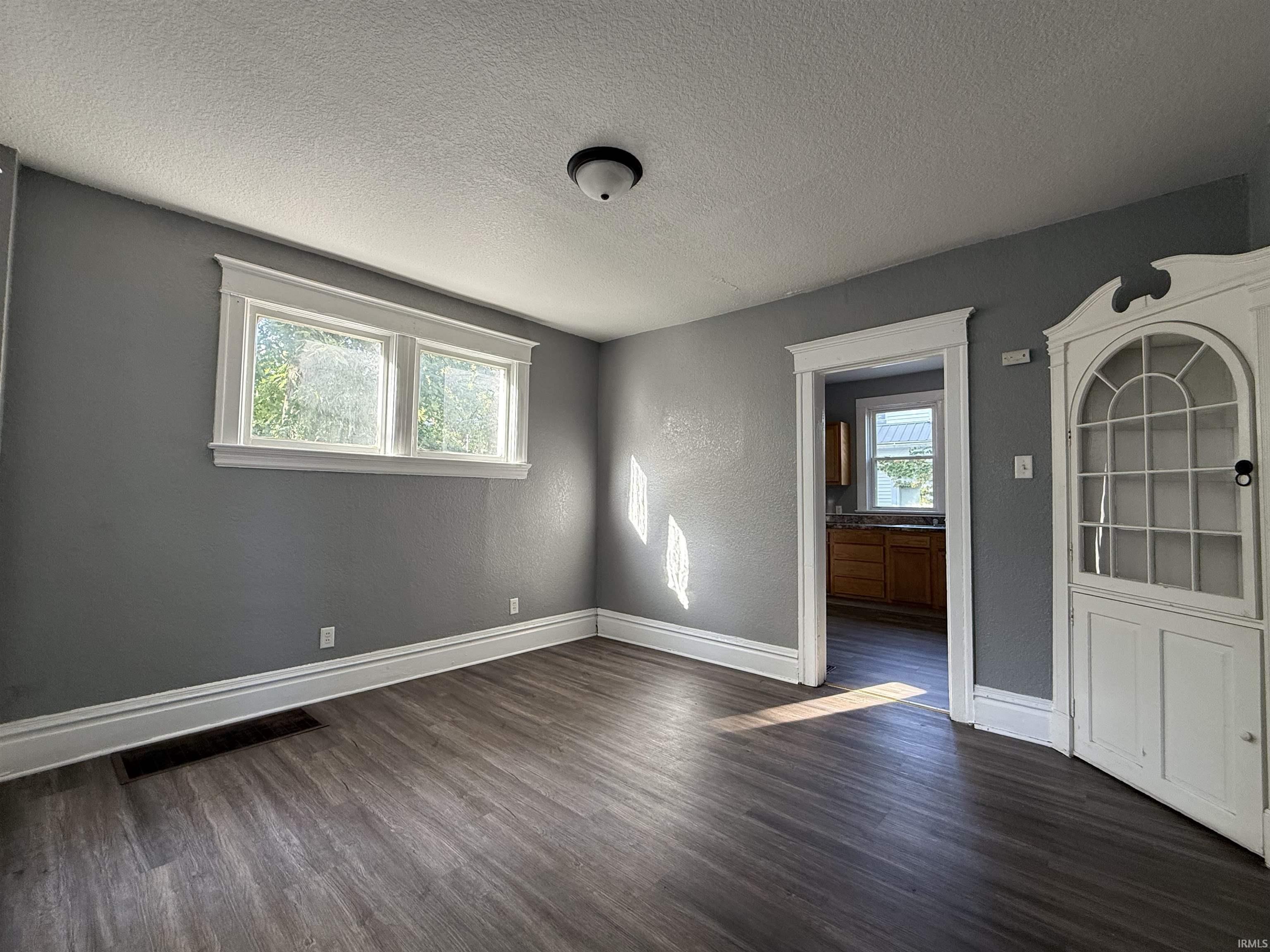 Photo 7 of 1115 Maple Avenue